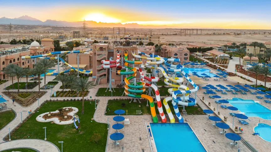 PICKALBATROS AQUA PARK RESORT - HURGHADA Нова Година - Почивка в Хургада с чартър от София