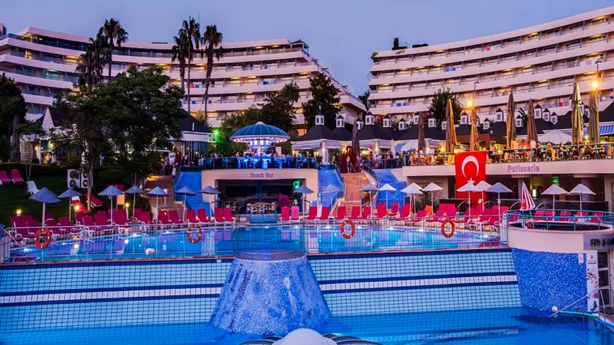 Grand Blue Sky Hotel