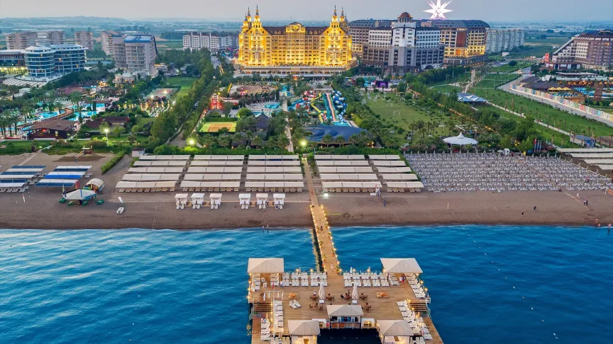 Royal Holiday Palace