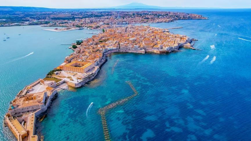 АВТЕНТИЧНА СИЦИЛИЯ - Torre Normanna 4* + БОНУС 6 включени екскурзии - полет от Варна