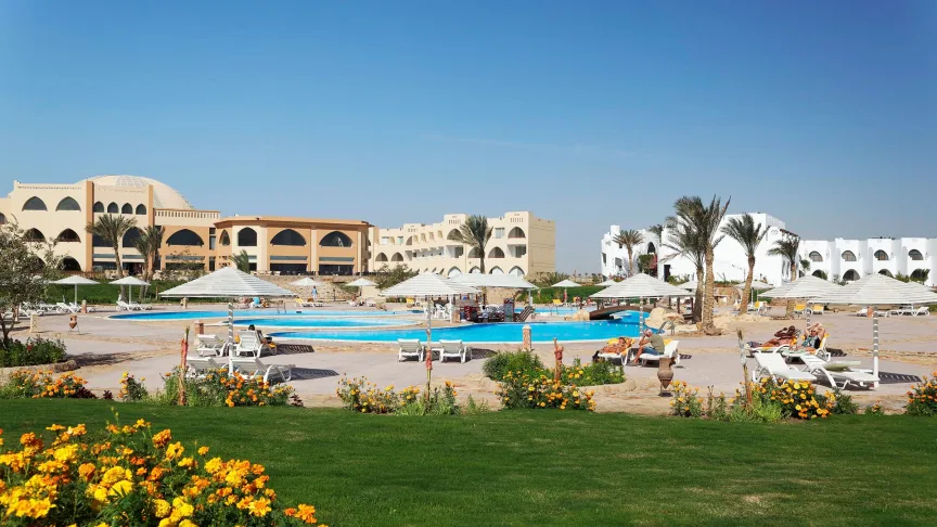 THE THREE CORNERS EQUINOX BEACH RESORT Чартър до Хургада от София [SOF] 2026