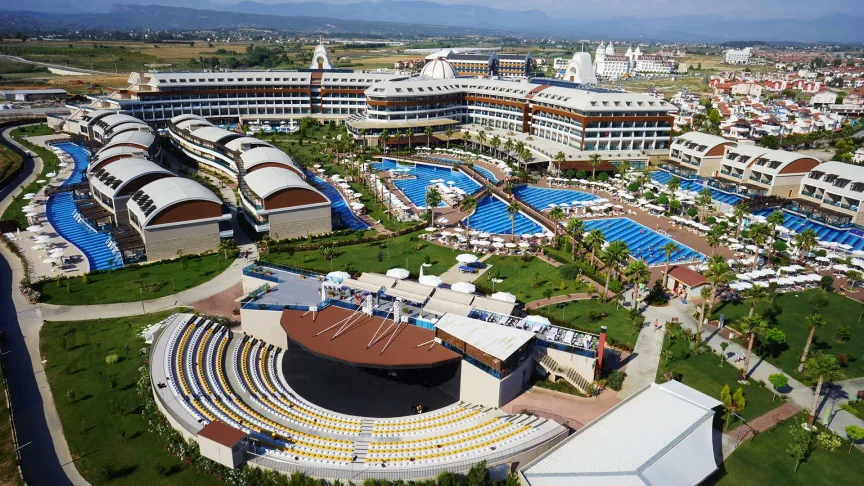 TUI Magic Life Jacaranda 5* – 8 дни в Анталия - Турската ривиера Ви очаква с полет от Варна 2026