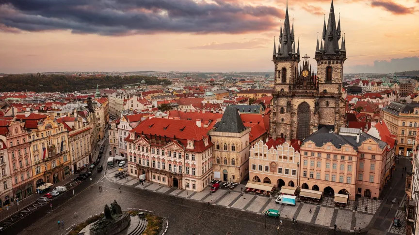 Ramada Prague City Center – Магията на Прага и най-красивите коледни базари в Европа - от Варна 4 нощувки