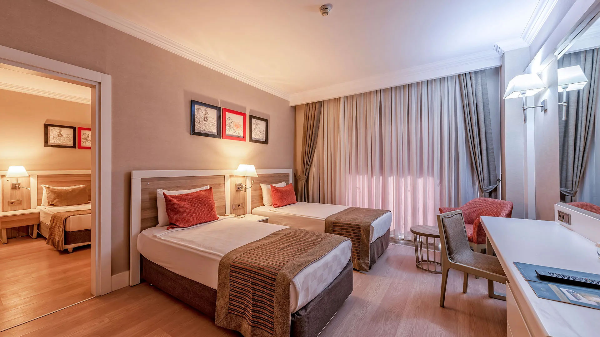 Lrs Port River Hotel Spa – 15