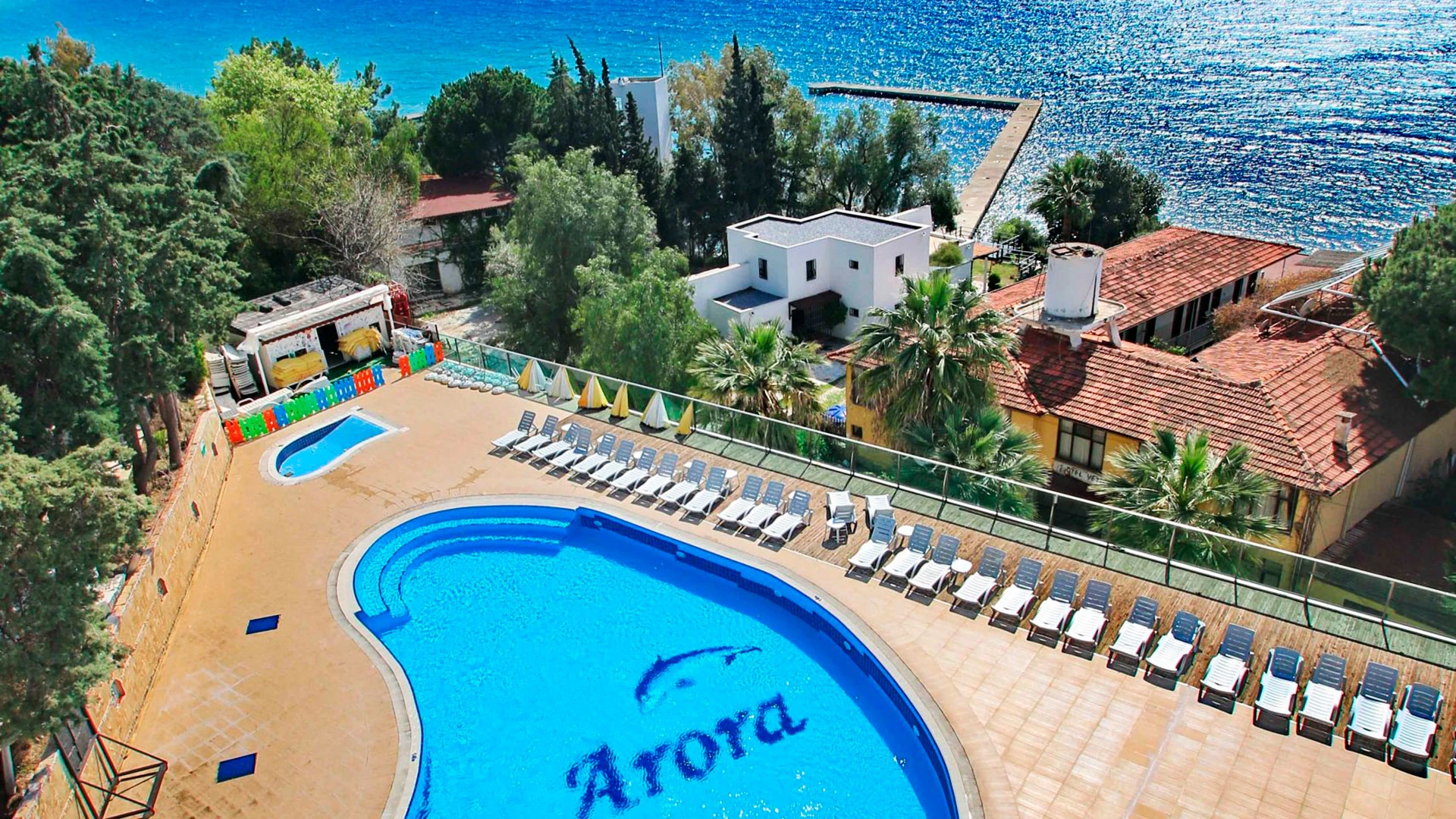 Arora Hotel – 13