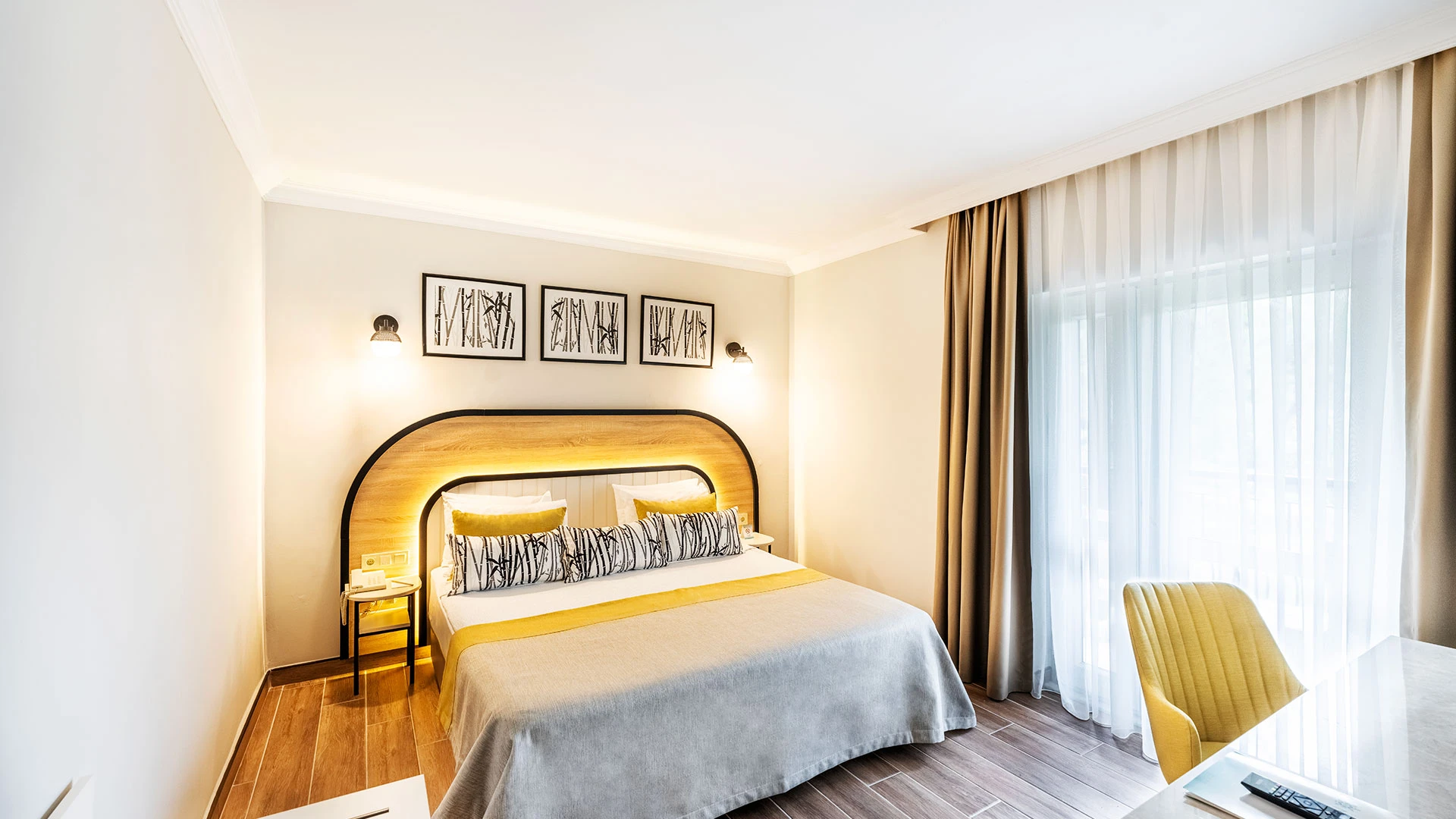 Club Marco Polo – 12