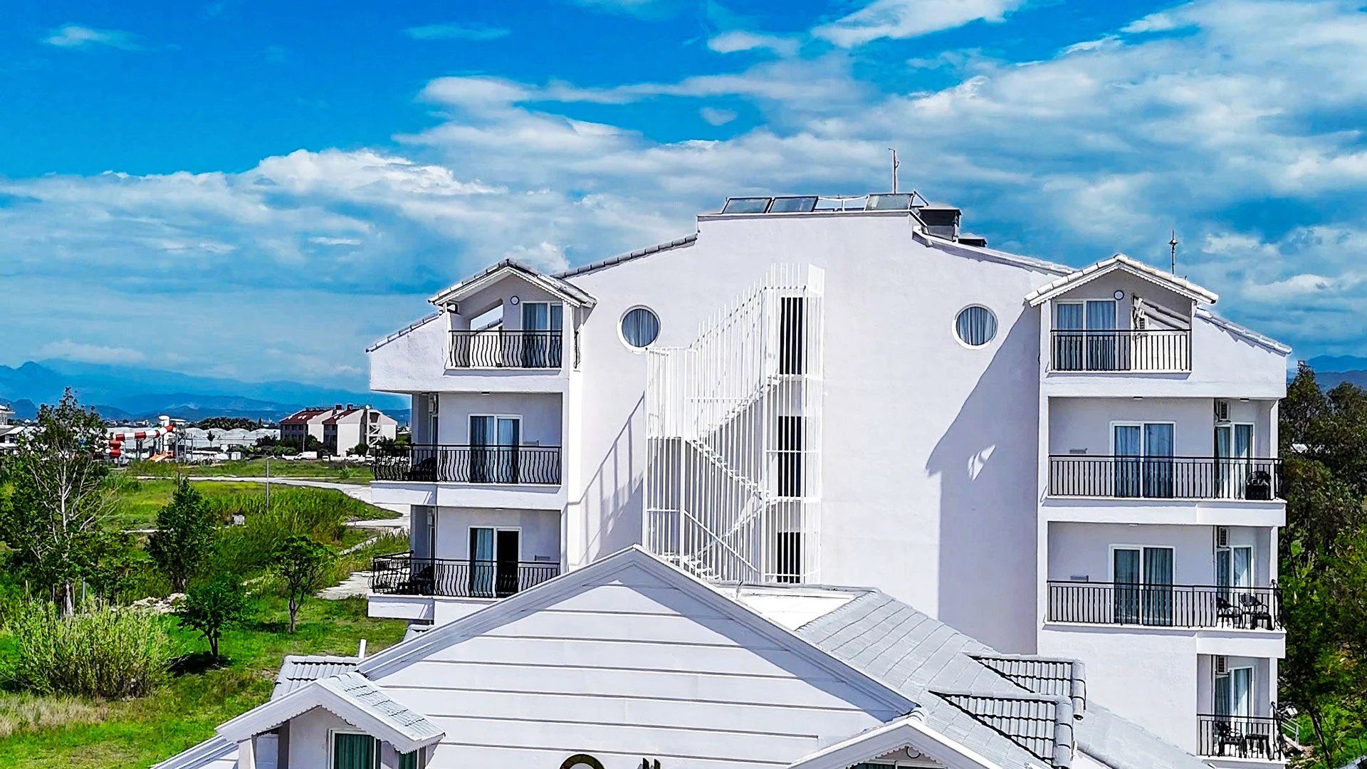 Q Ella Beach Side – 23