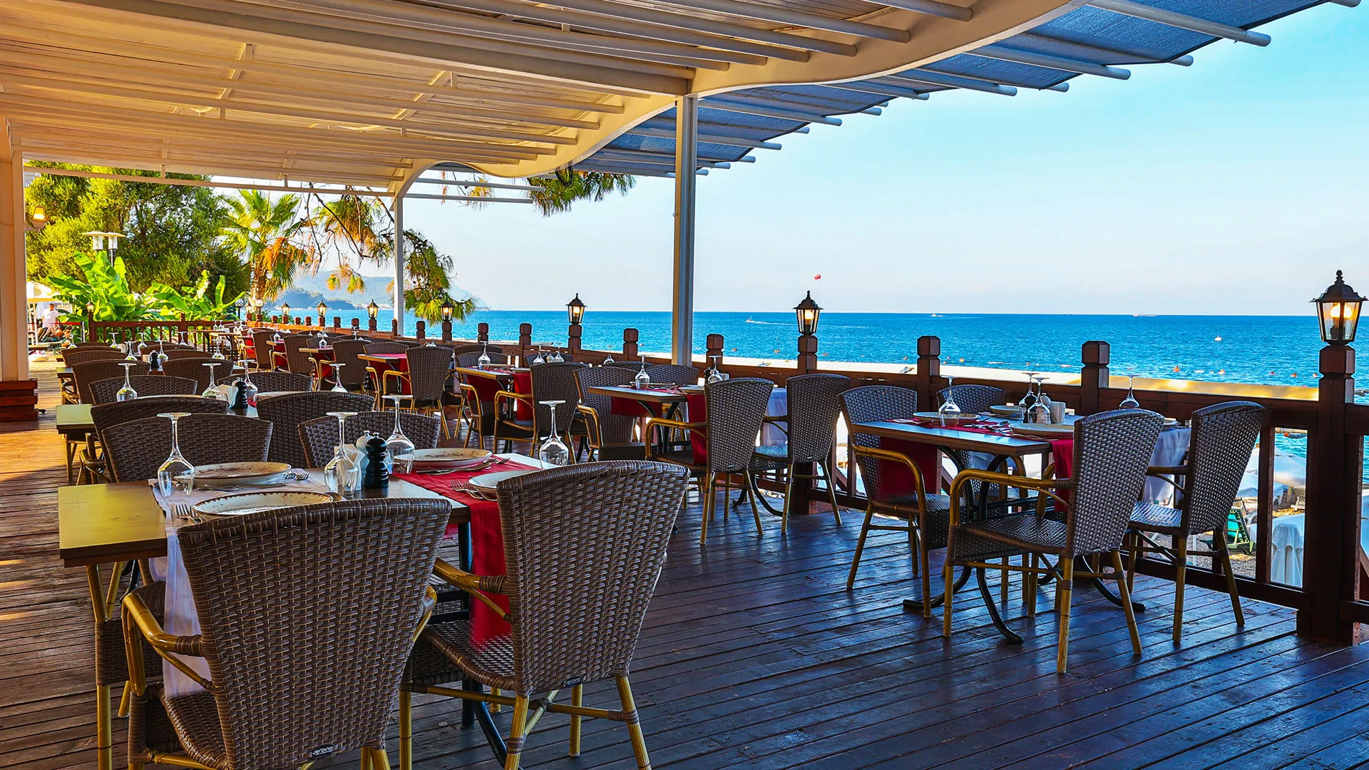 Crystal Aura Beach Resort & Spa – 40