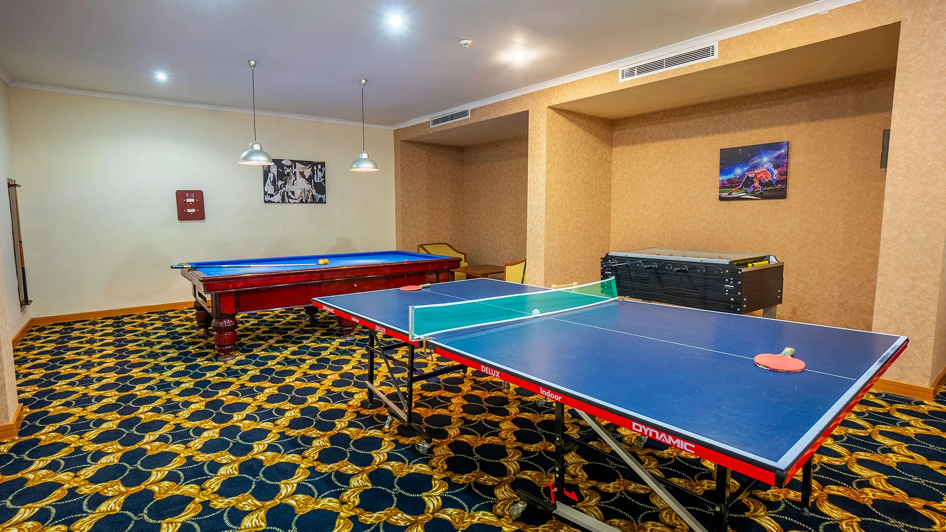 Azka Hotel – 27