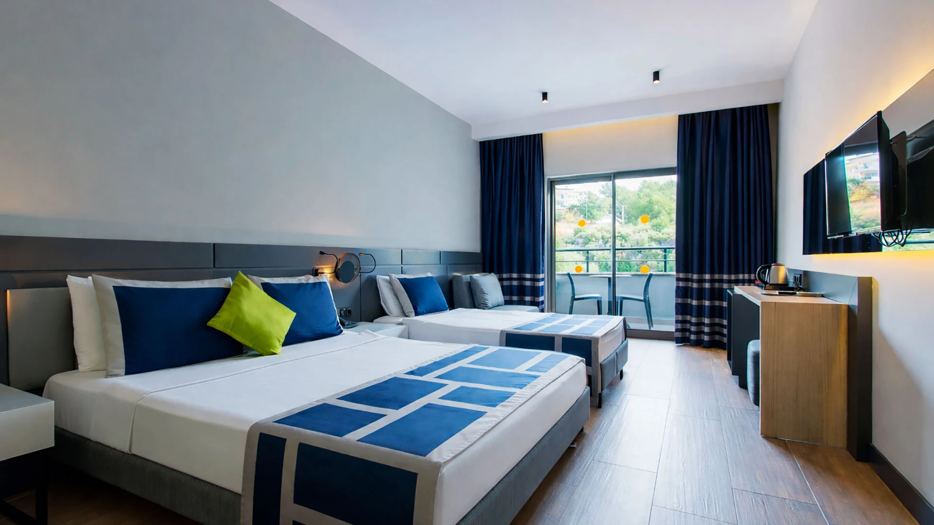 Noxinn Deluxe Hotel – 69