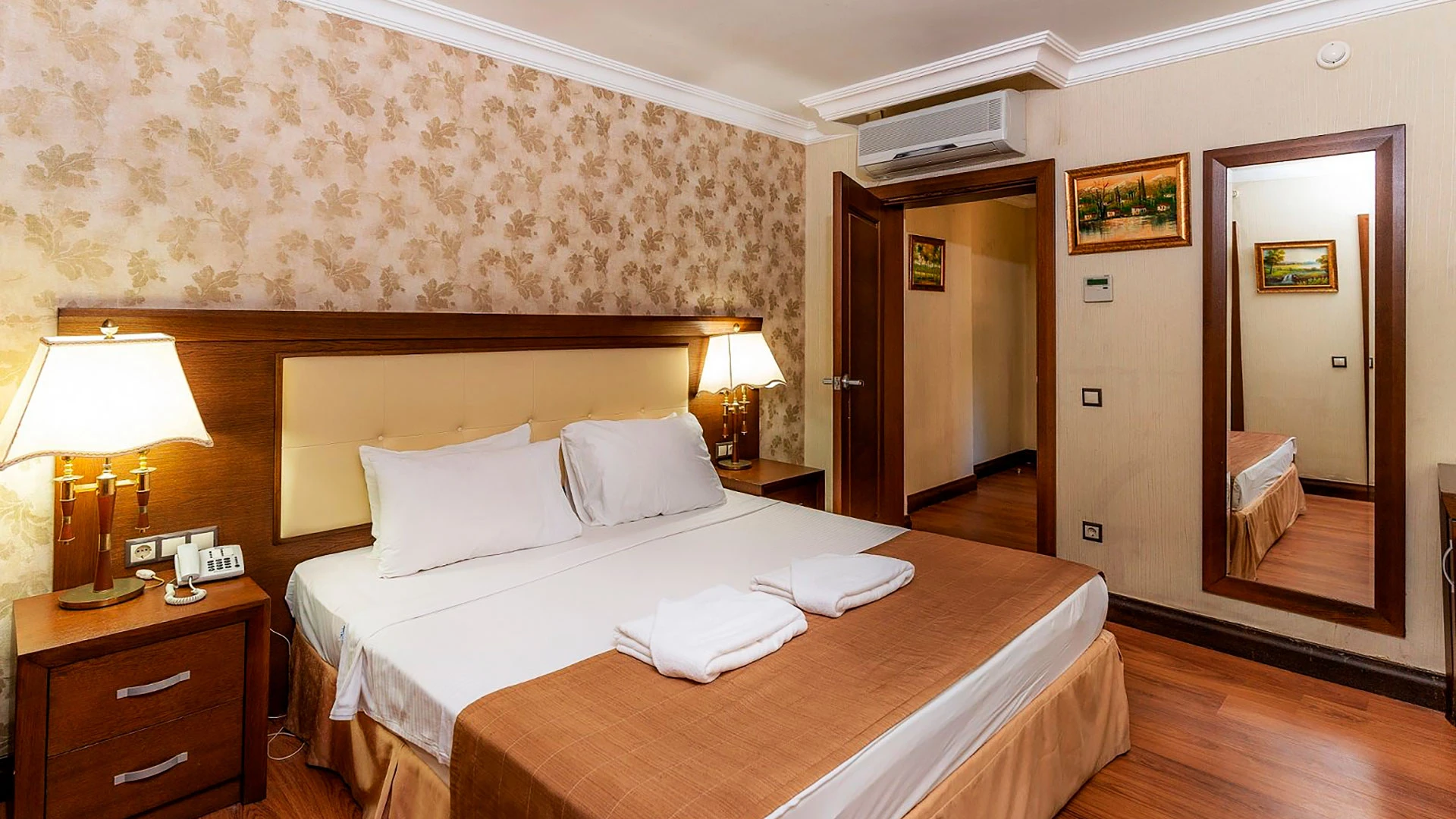 Latanya Park Resort – 54