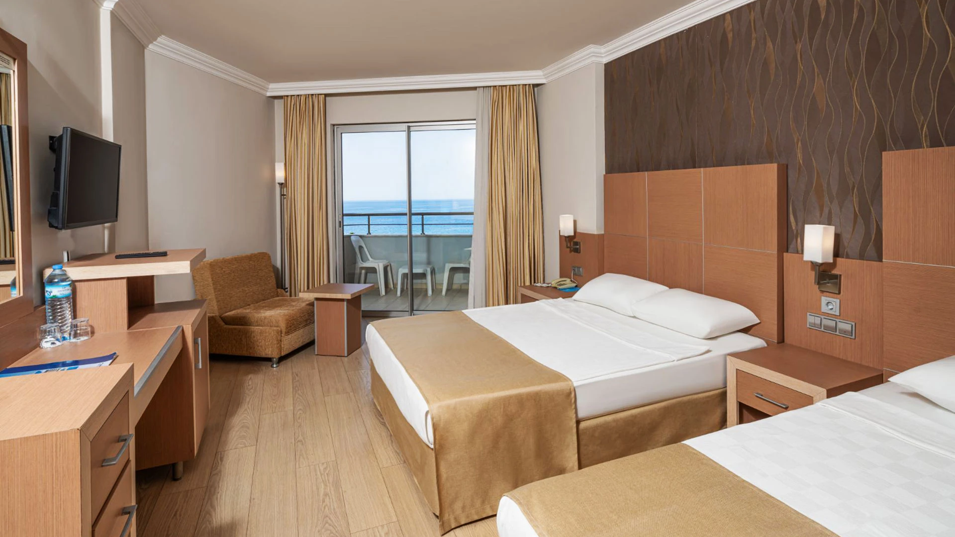 Holiday Garden Resort – 9
