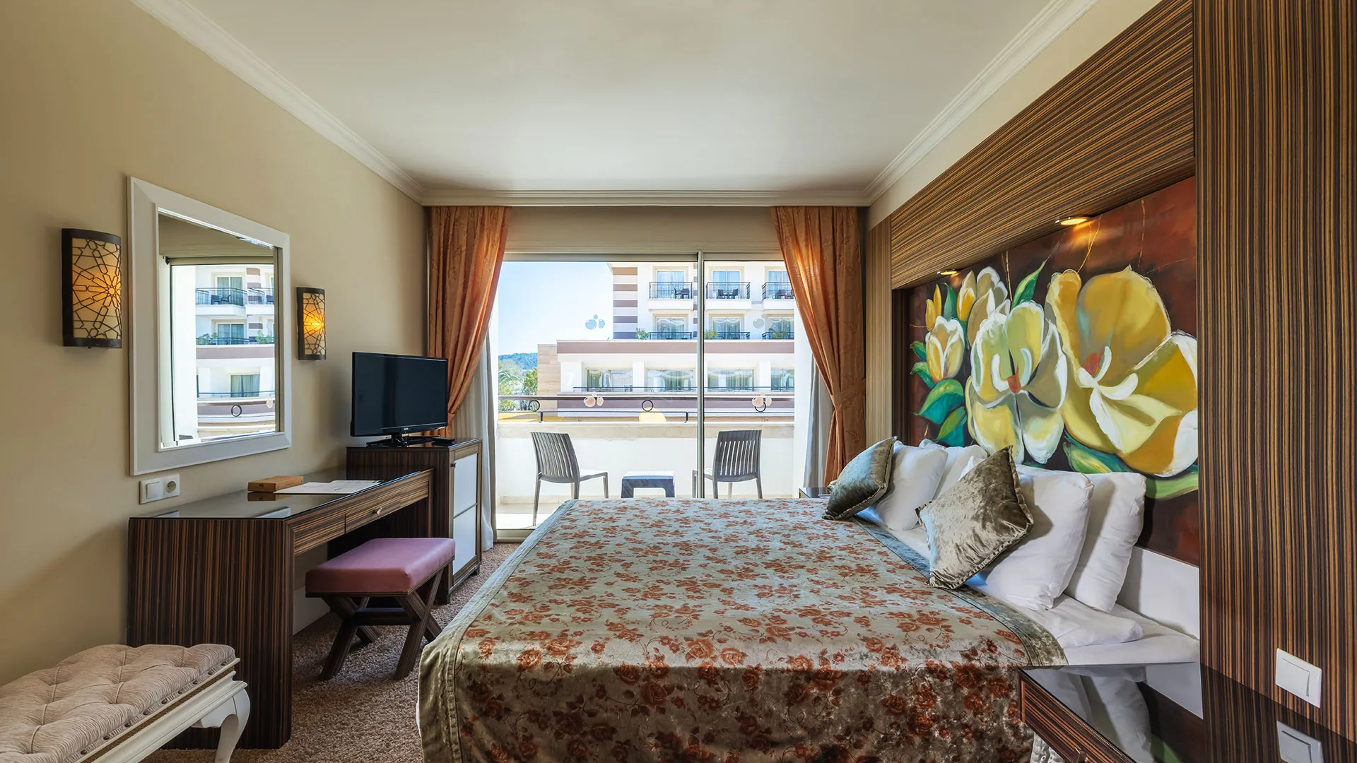 Crystal Deluxe Resort & Spa – 16