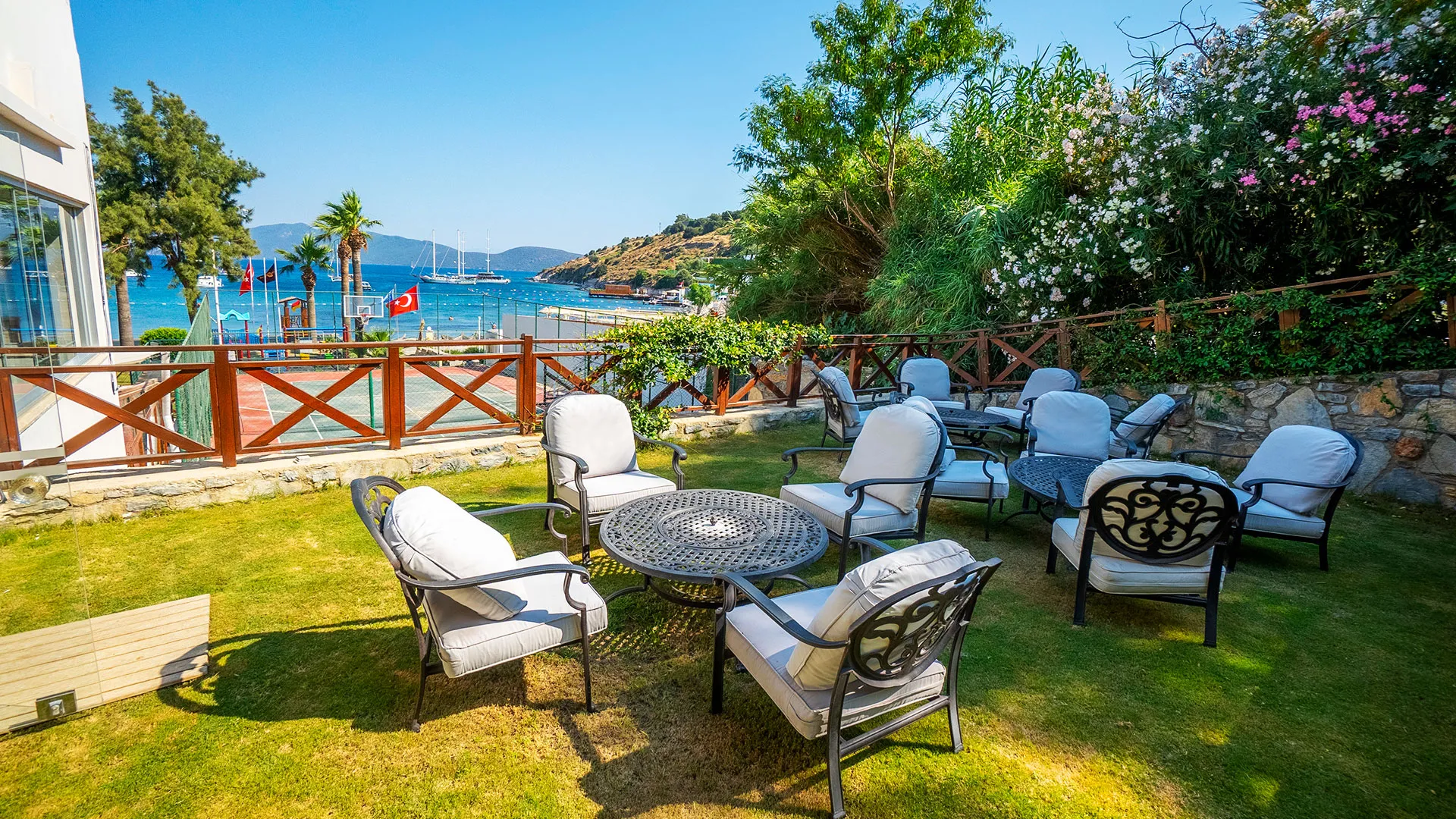 Azka Hotel – 58