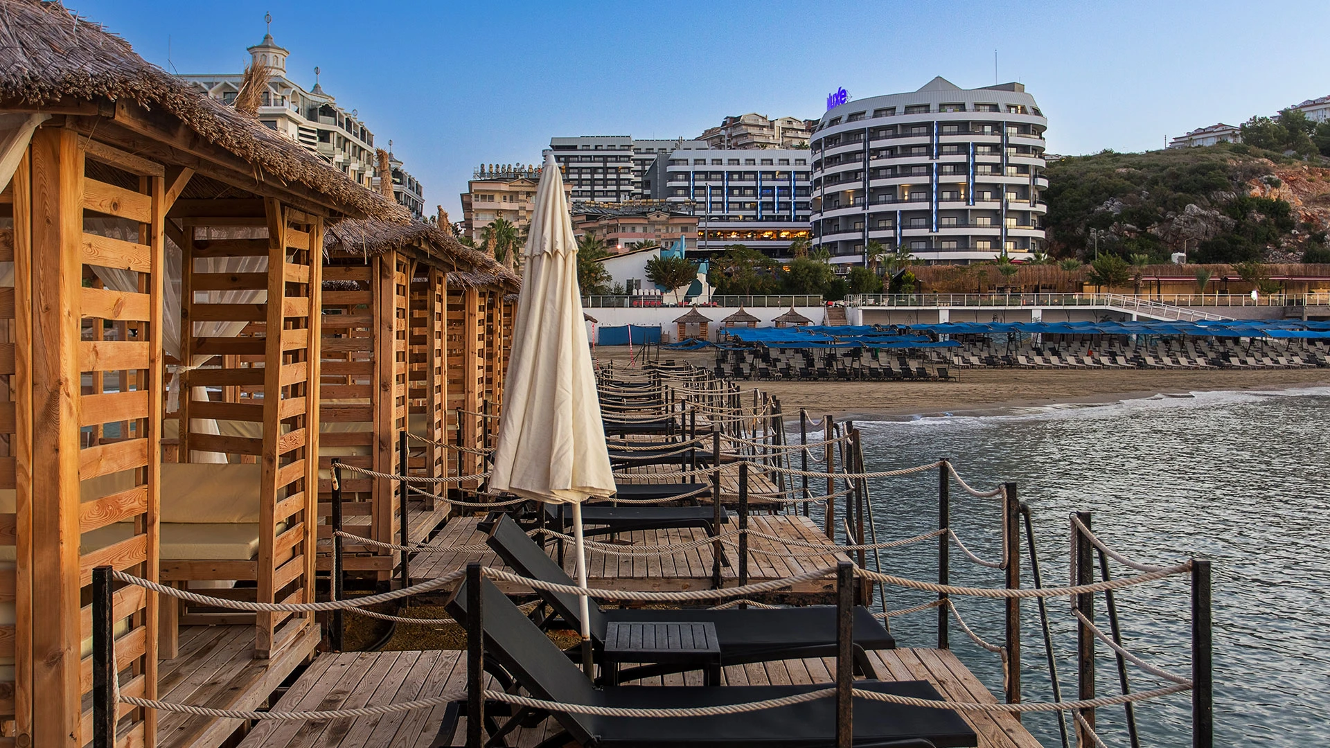 Noxinn Deluxe Hotel – 34
