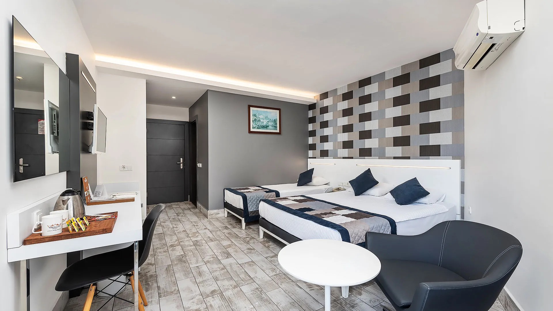 White City Beach Hotel – 15