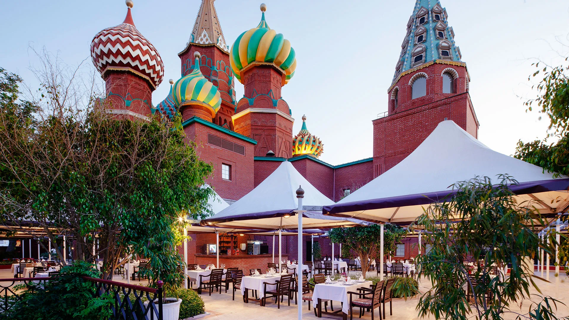 Kremlin Palace – 28