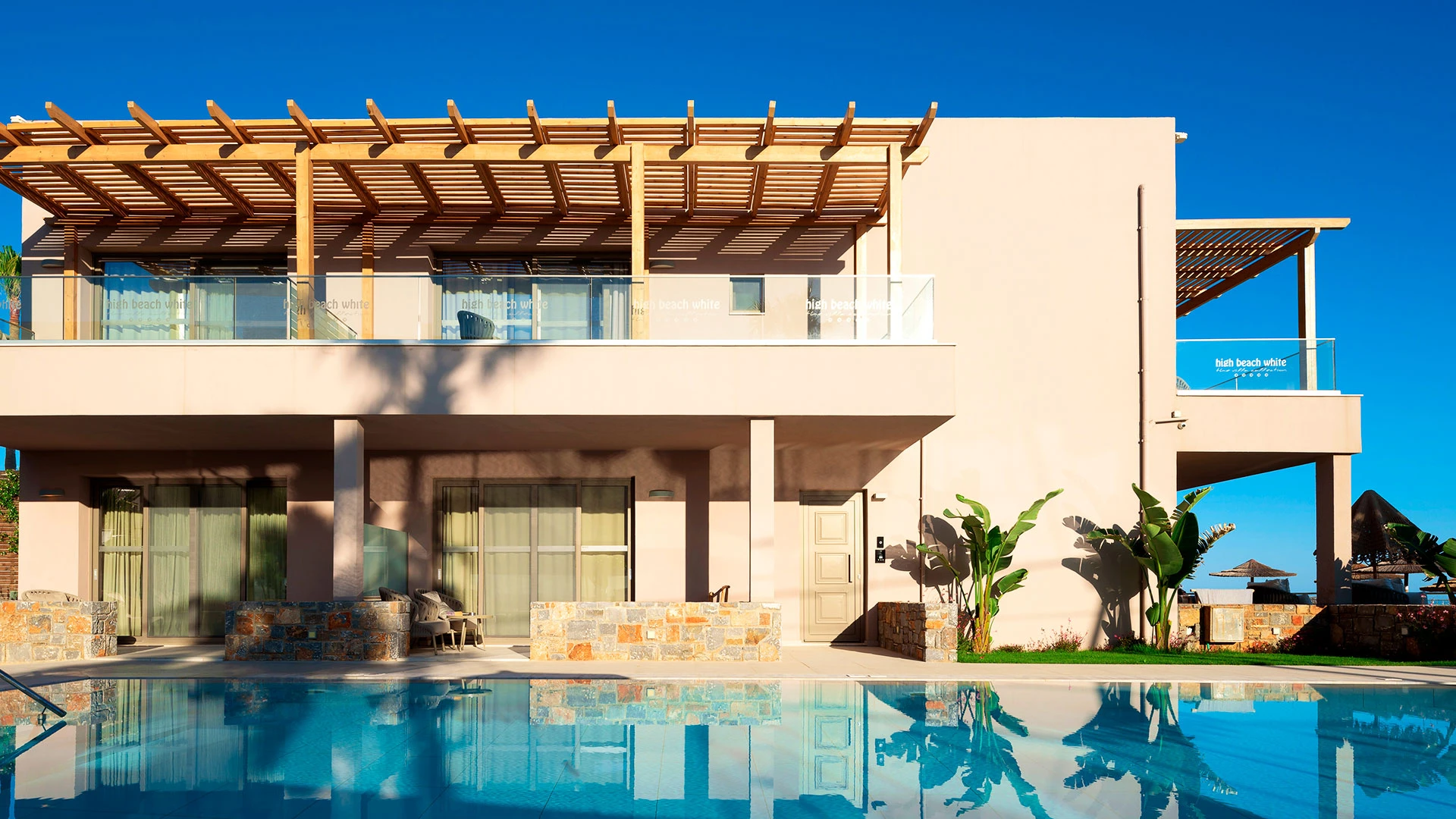 High Beach White The Villa Collection (Adult Only +16) Почивка на о-в Крит с полет от София – 17