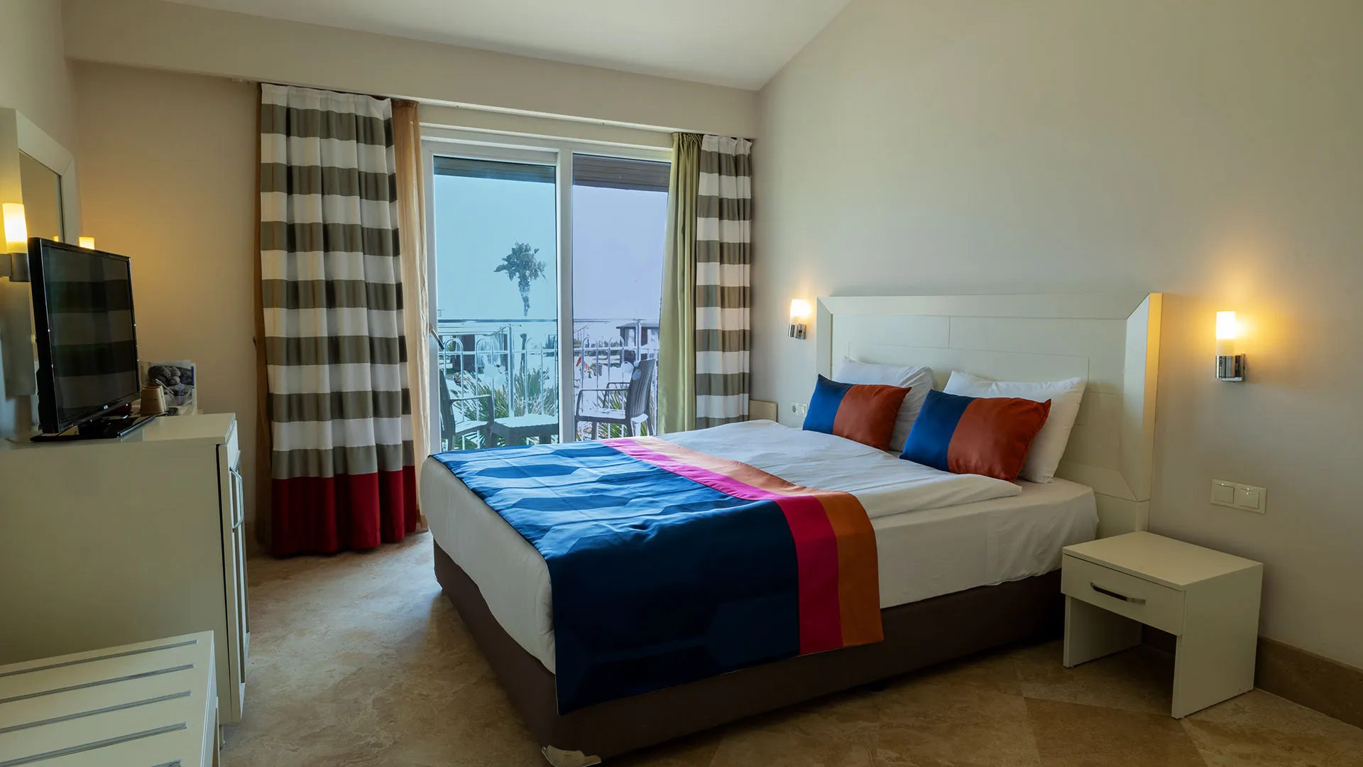 Crystal Boutique Beach – 16