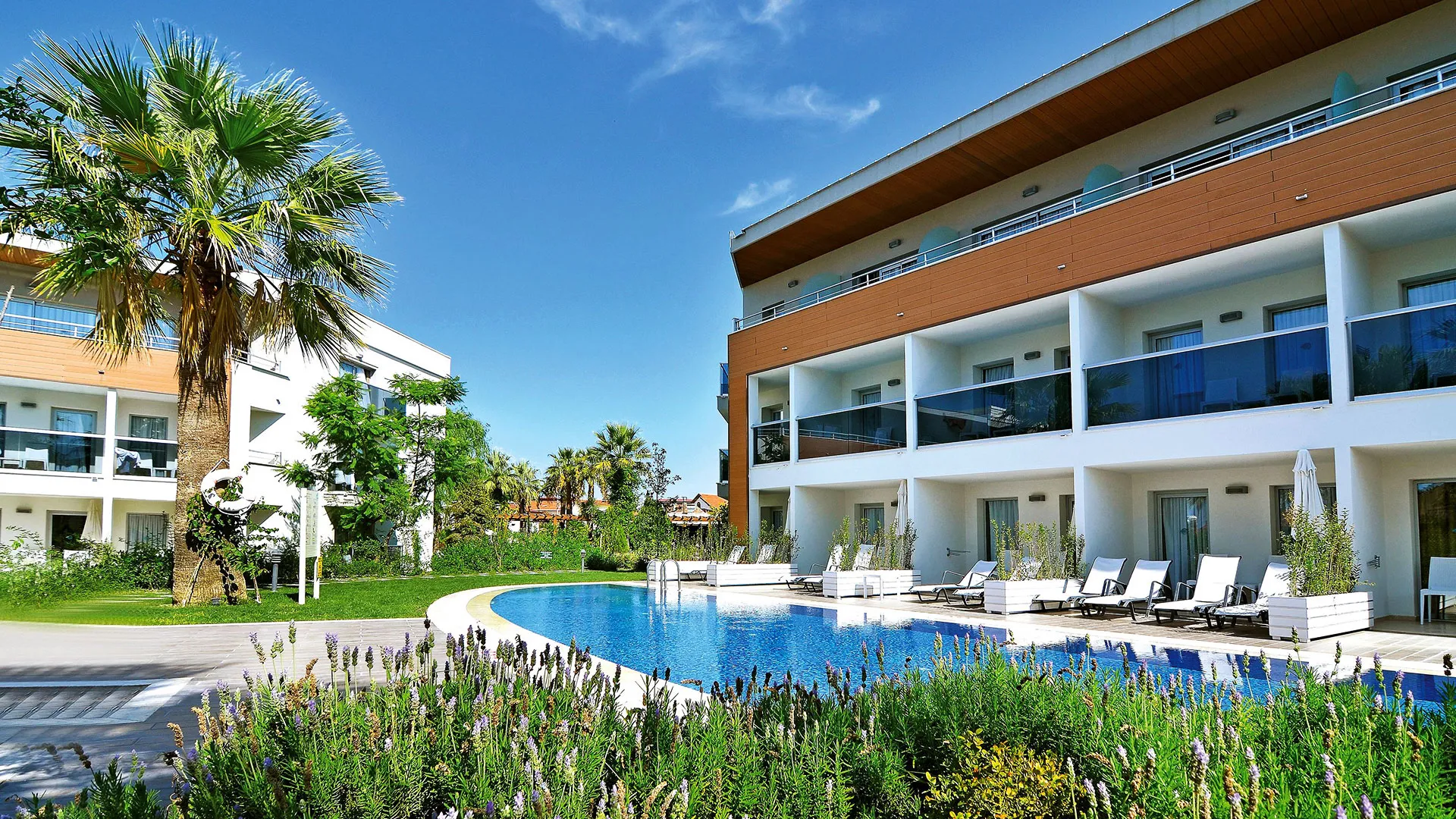 Palm Wings Beach Resort & Spa Kusadasi – 7
