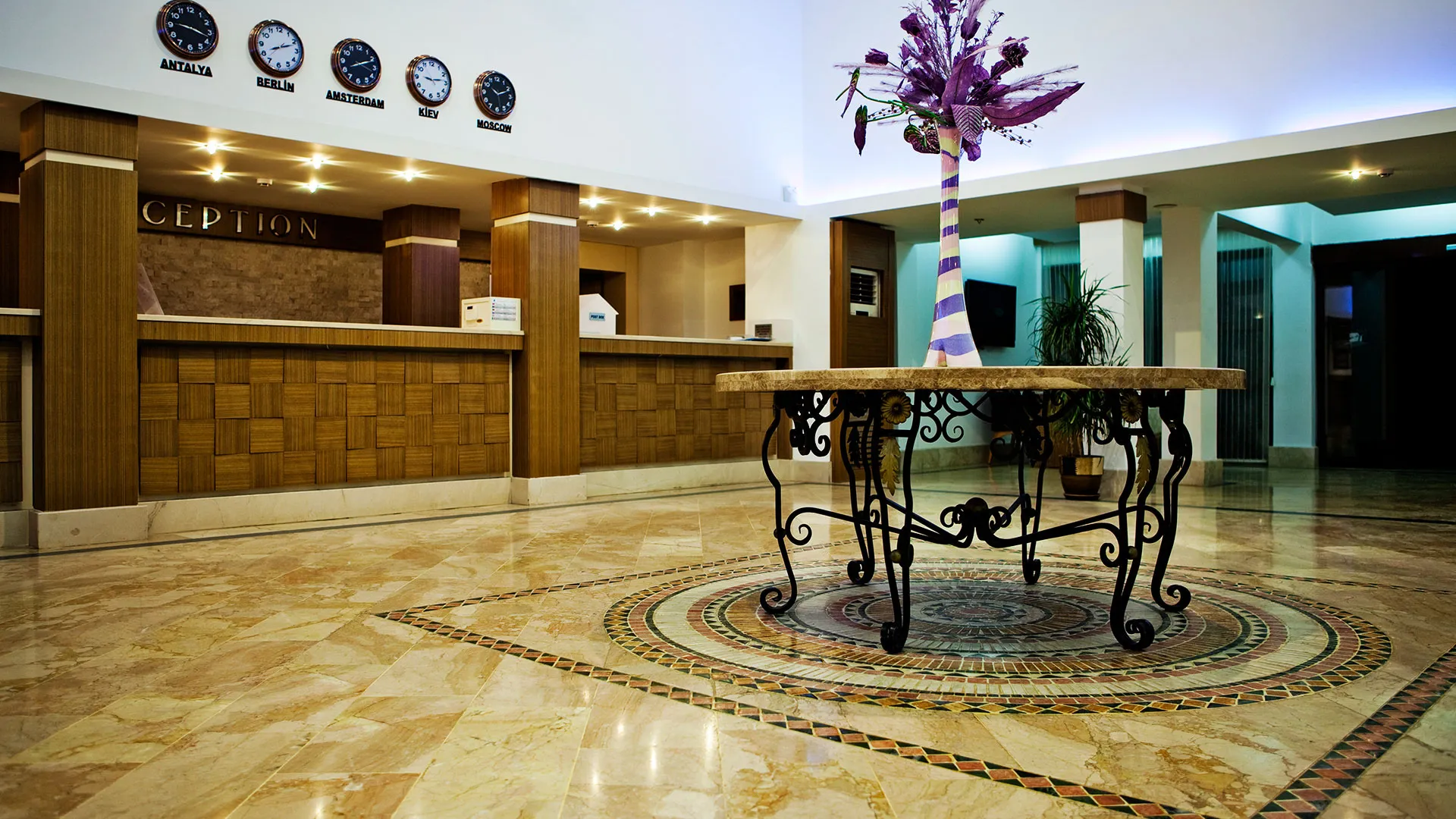 Crystal Flora Beach Resort – 40