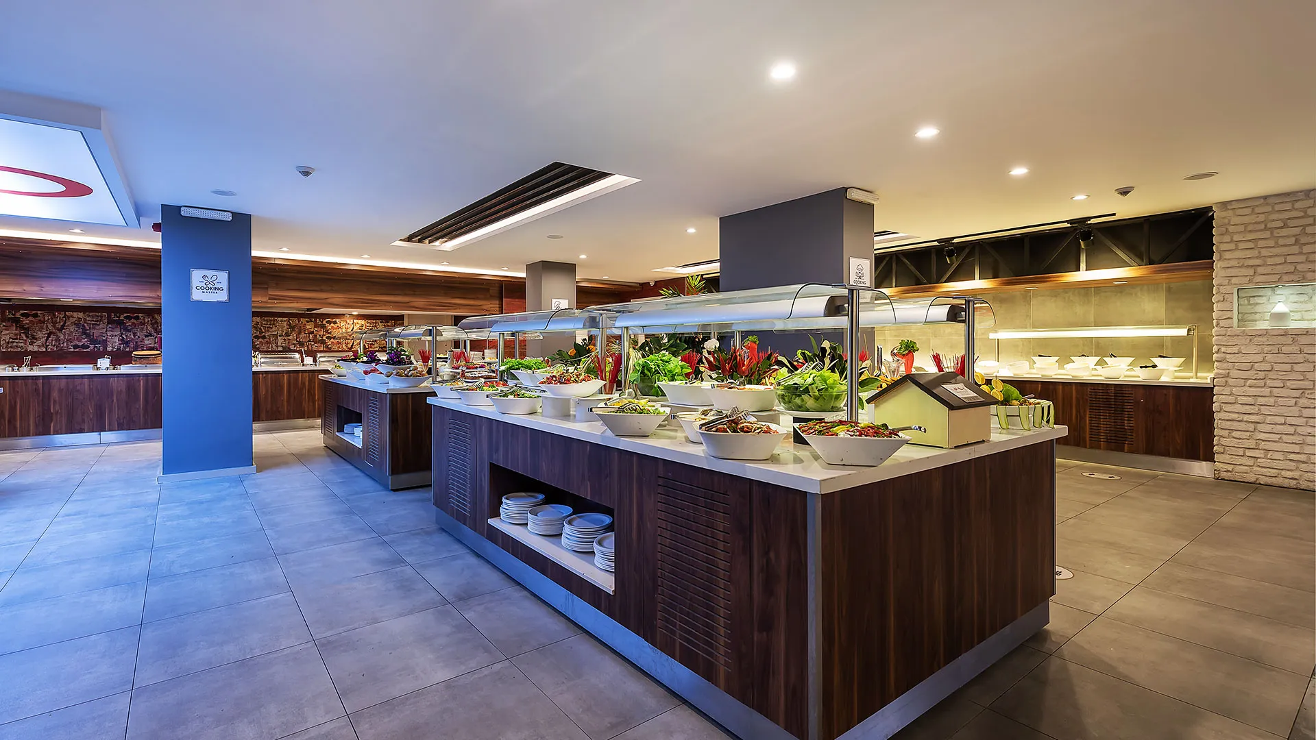 White City Beach Hotel – 7