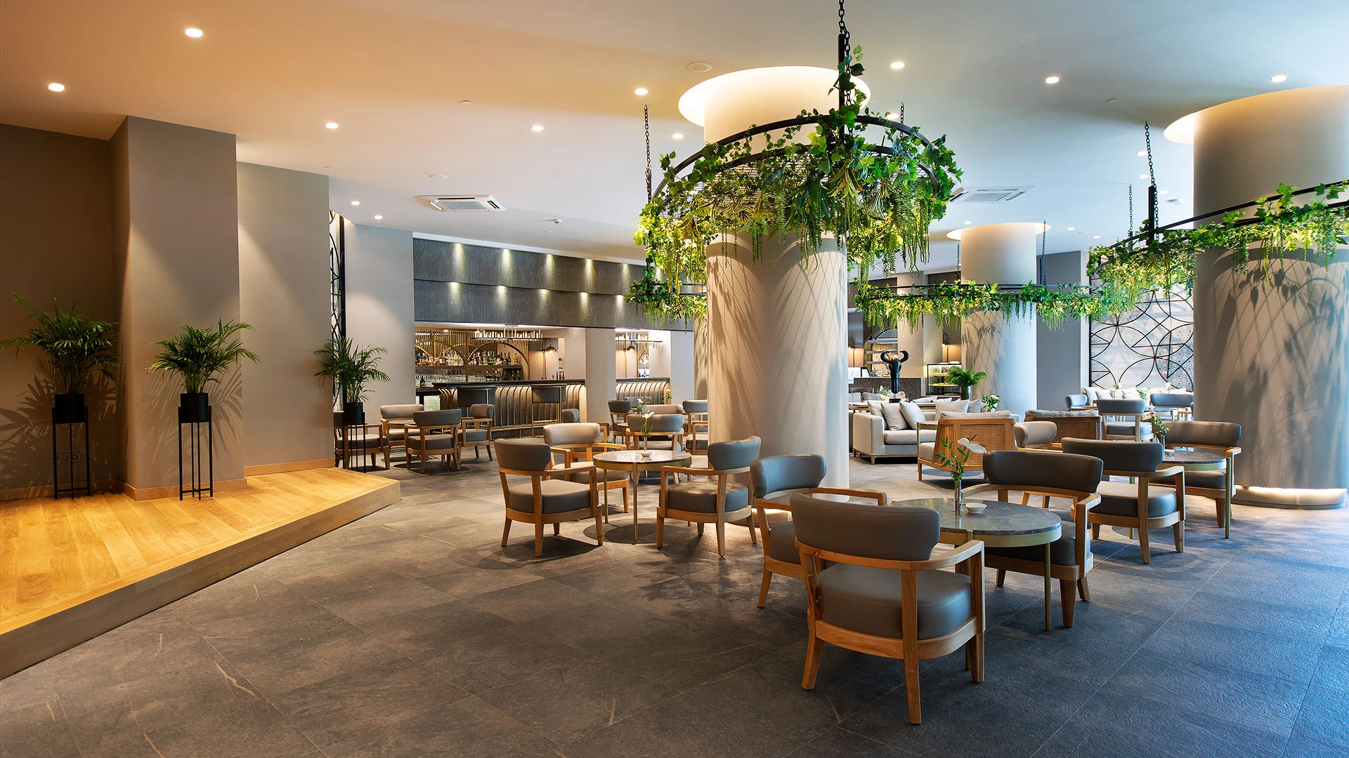 Miramare Beach Hotel – 89