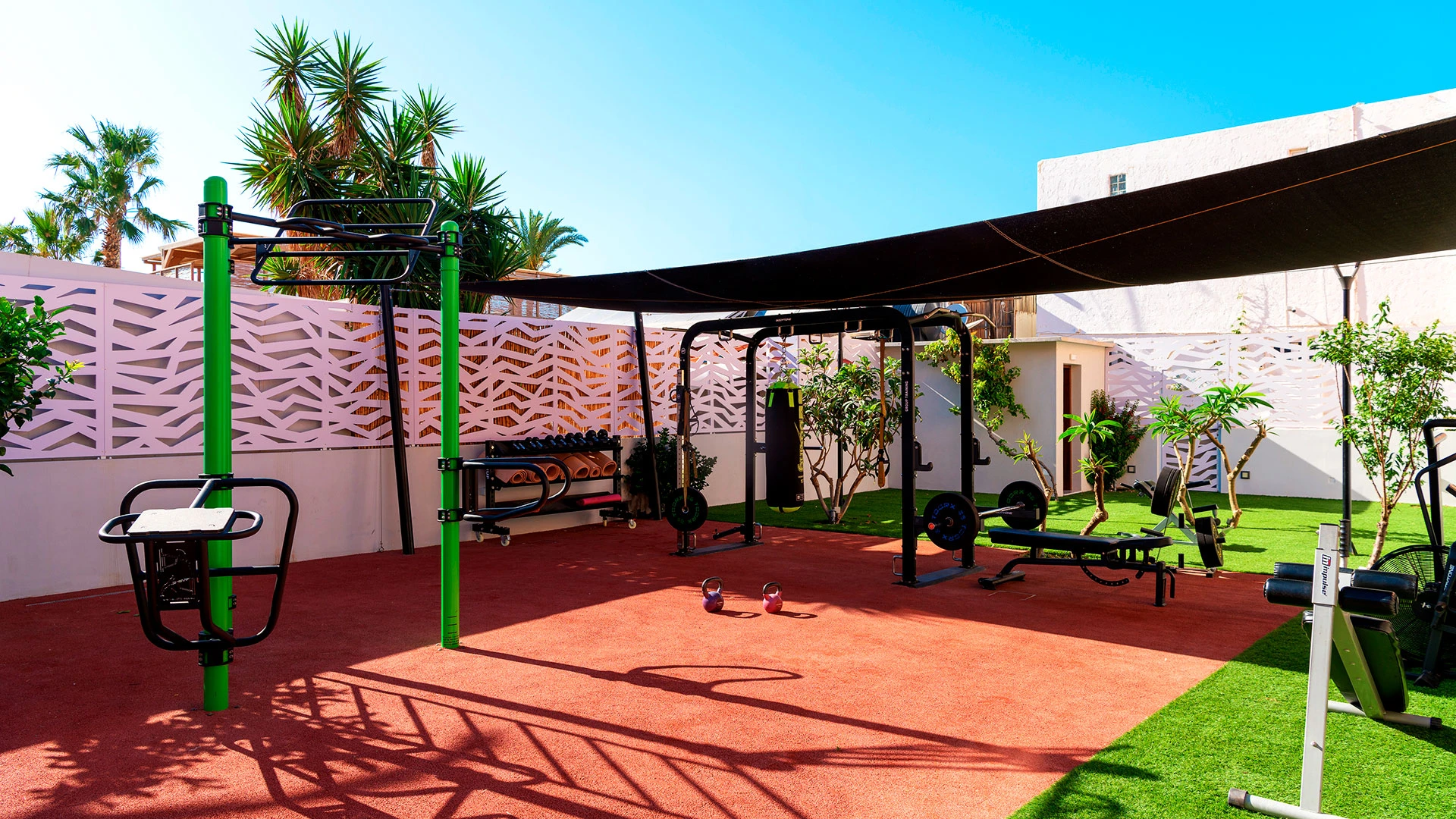 High Beach White The Villa Collection (Adult Only +16) Почивка на о-в Крит с полет от София – 47