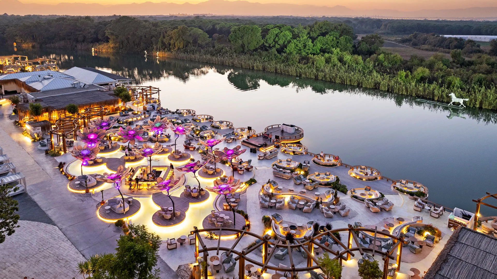 TITANIC DELUXE GOLF BELEK Чартър до Анталия от Бургас 2026 [BOJ] – 4