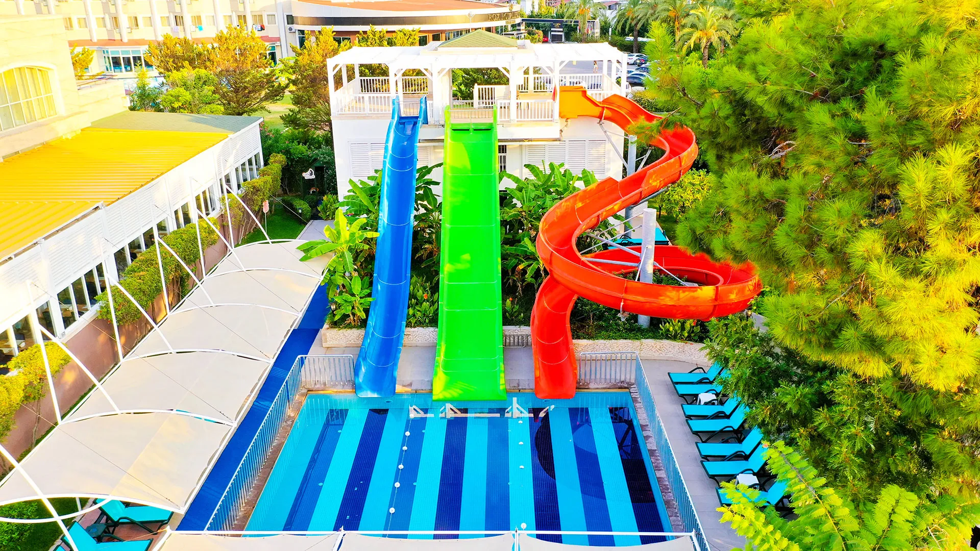 Crystal Deluxe Resort & Spa – 39