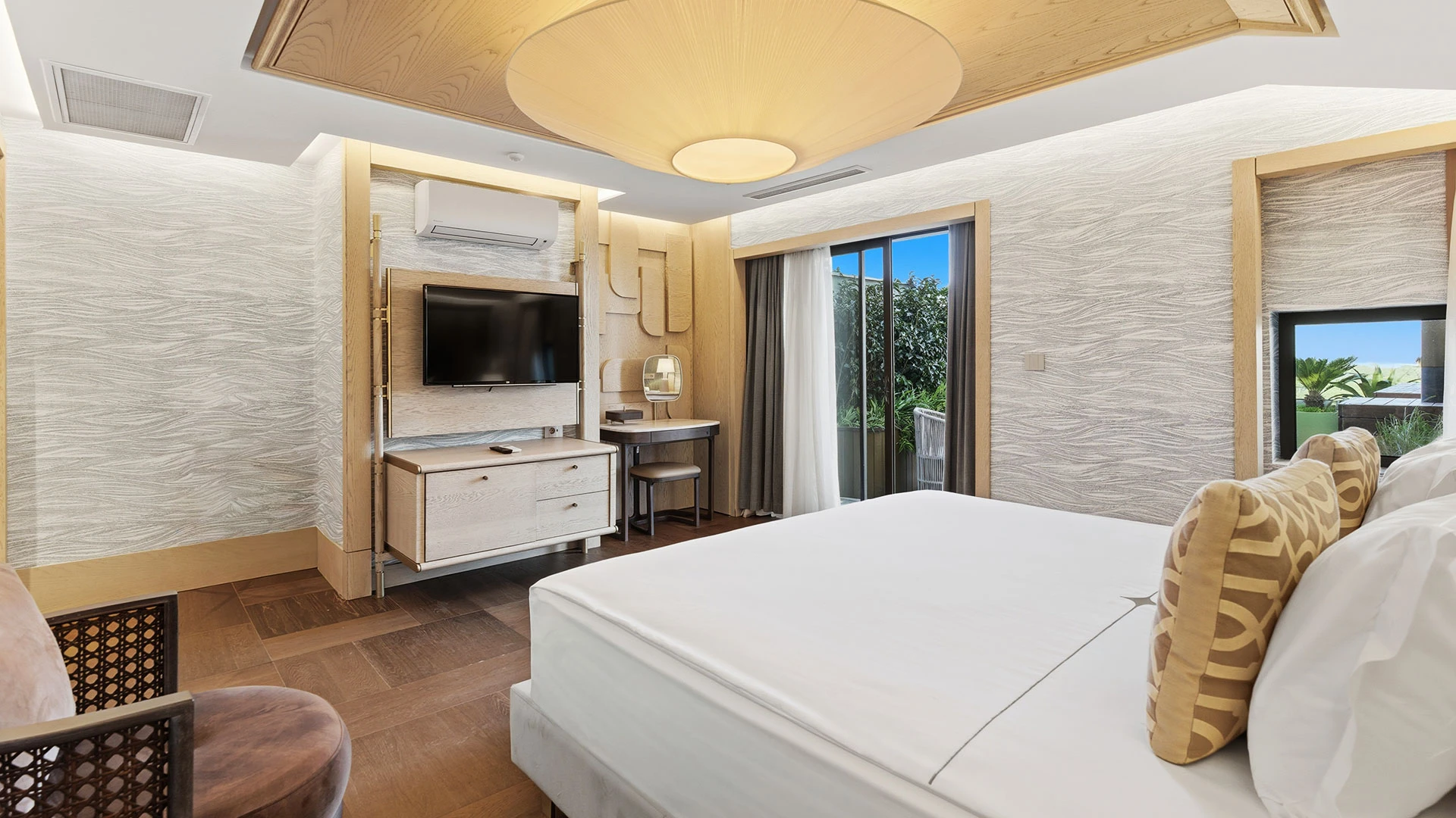 ELA EXCELLENCE RESORT BELEK Нова Година в Анталия с чартър от Бургас – 140