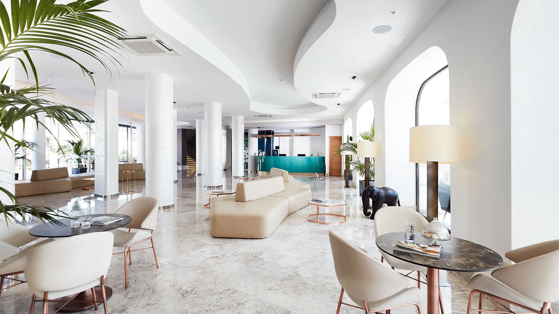 Lalila Blue Suites – 13