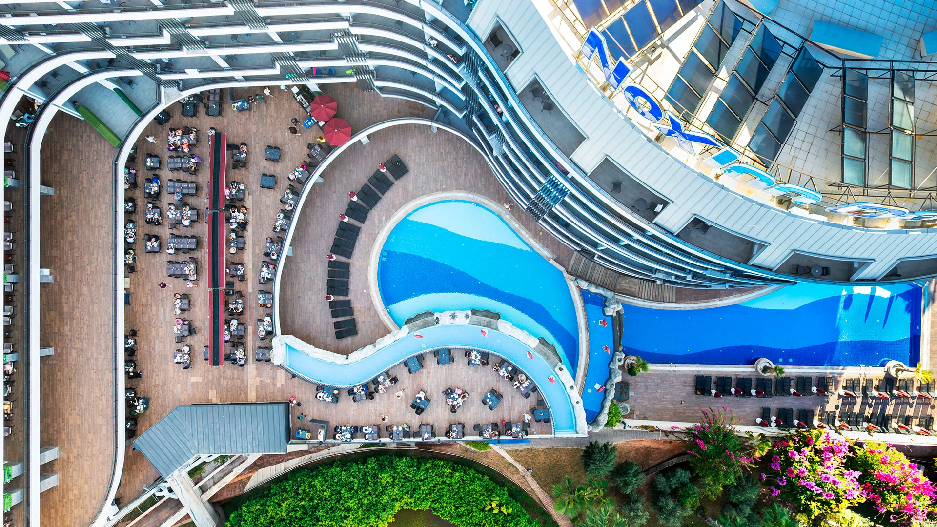 Noxinn Deluxe Hotel – 58