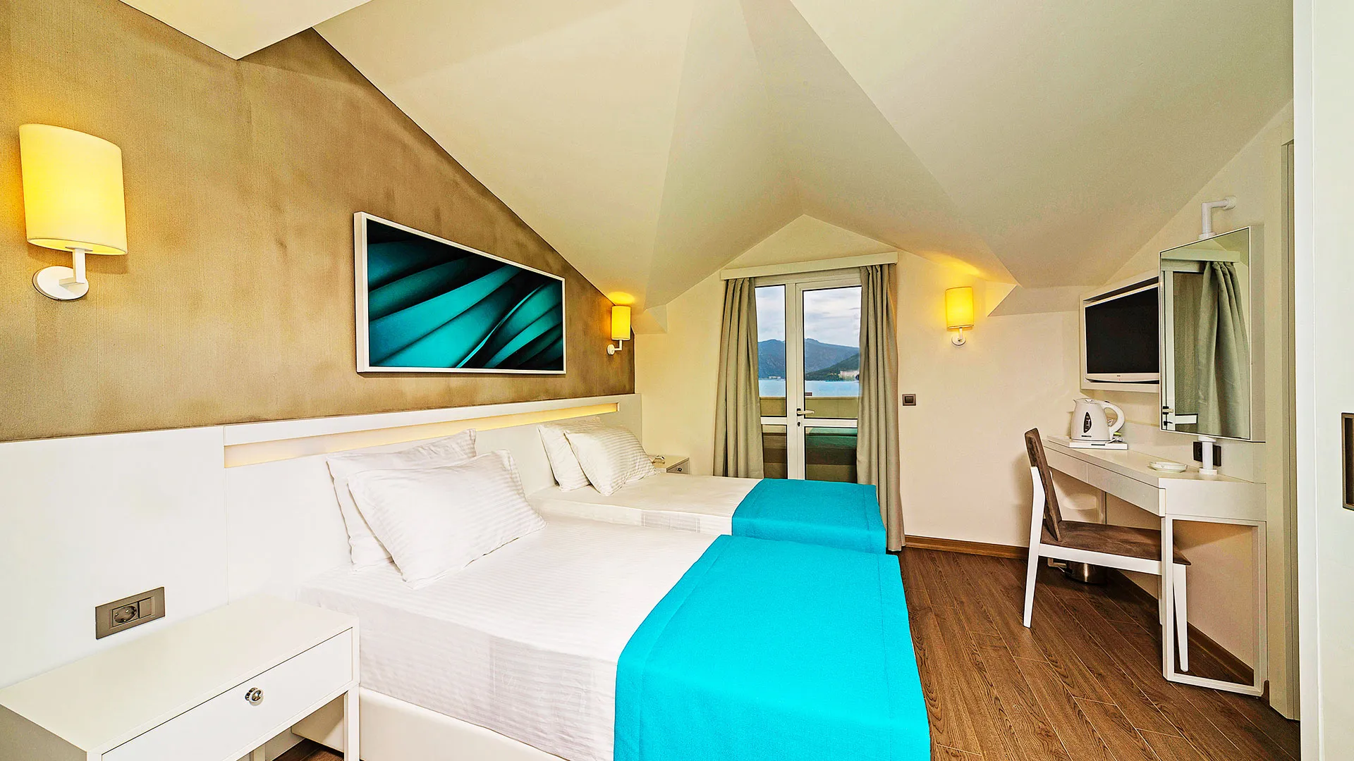 Poseidon Hotel – 8
