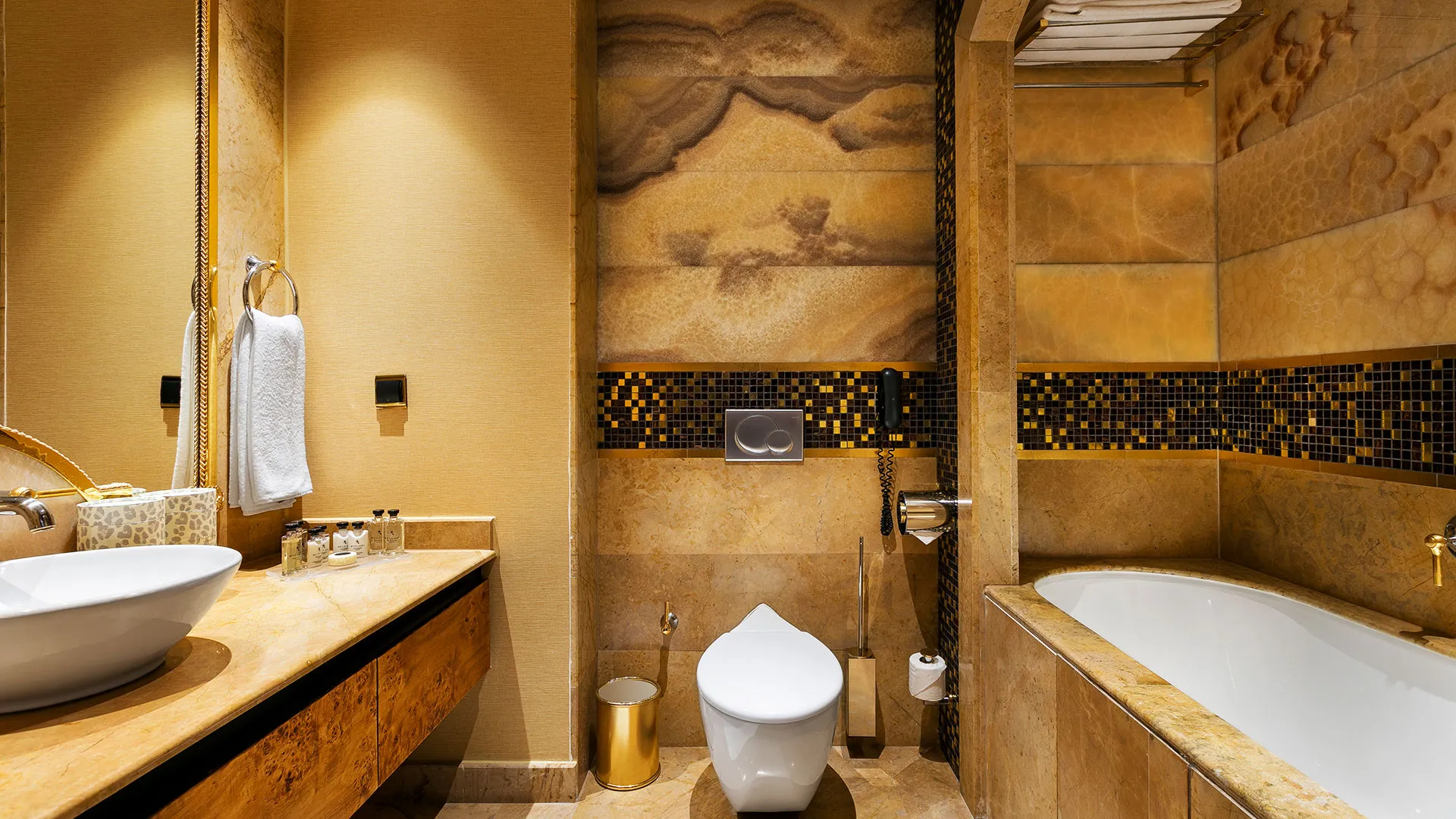Titanic Mardan Palace – 23