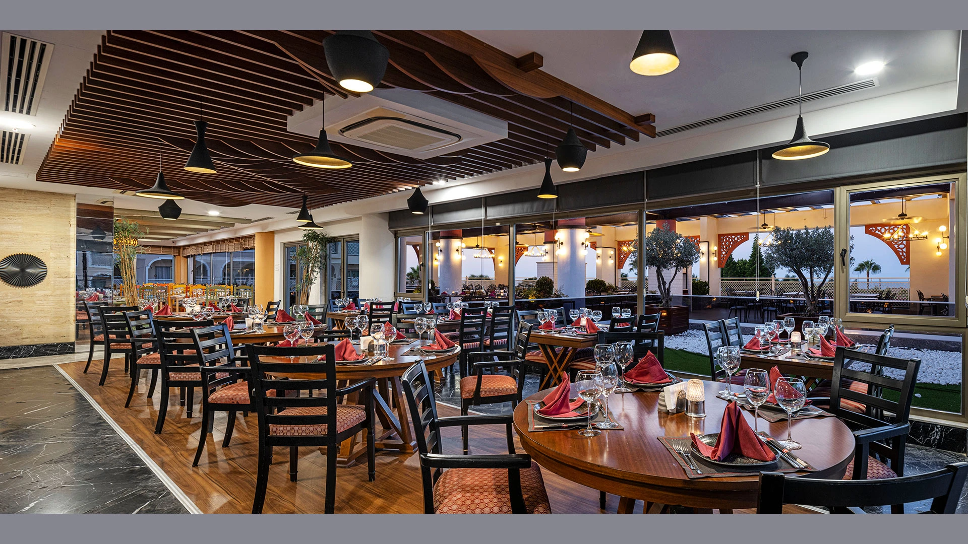 Side Star Resort – 18