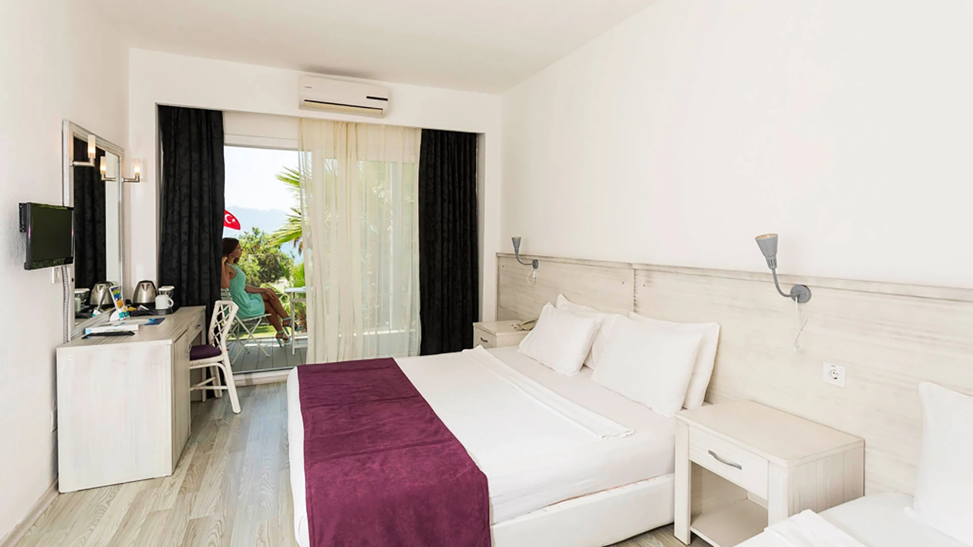 Charm Beach Hotel – 26