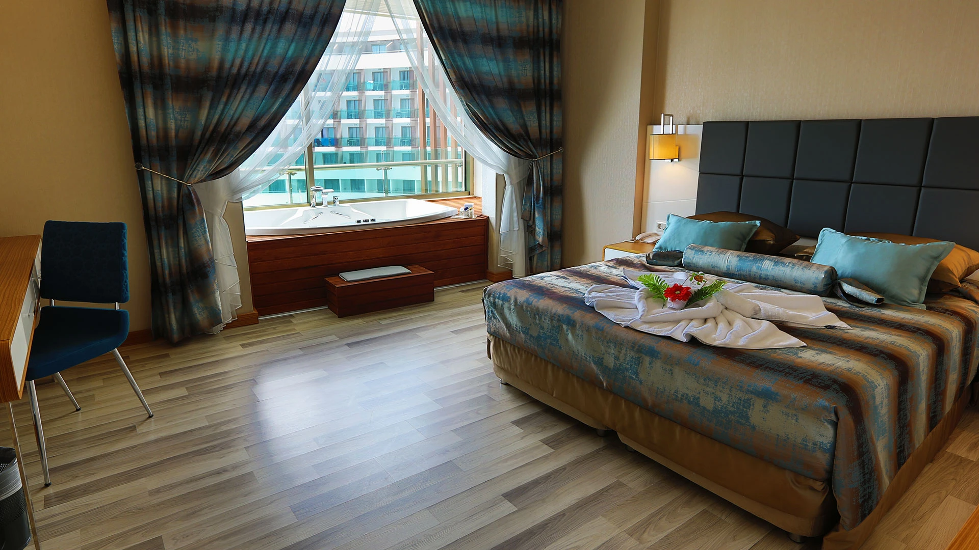 Xoria Deluxe Hotel – 9