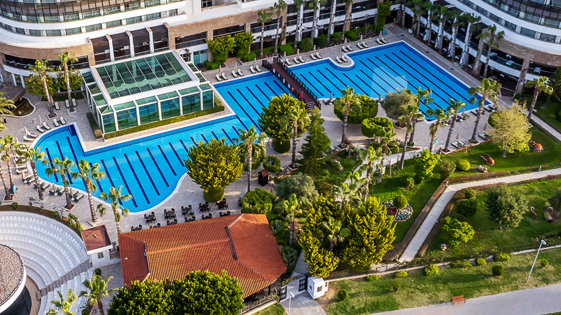 Alba Royal Hotel – 27