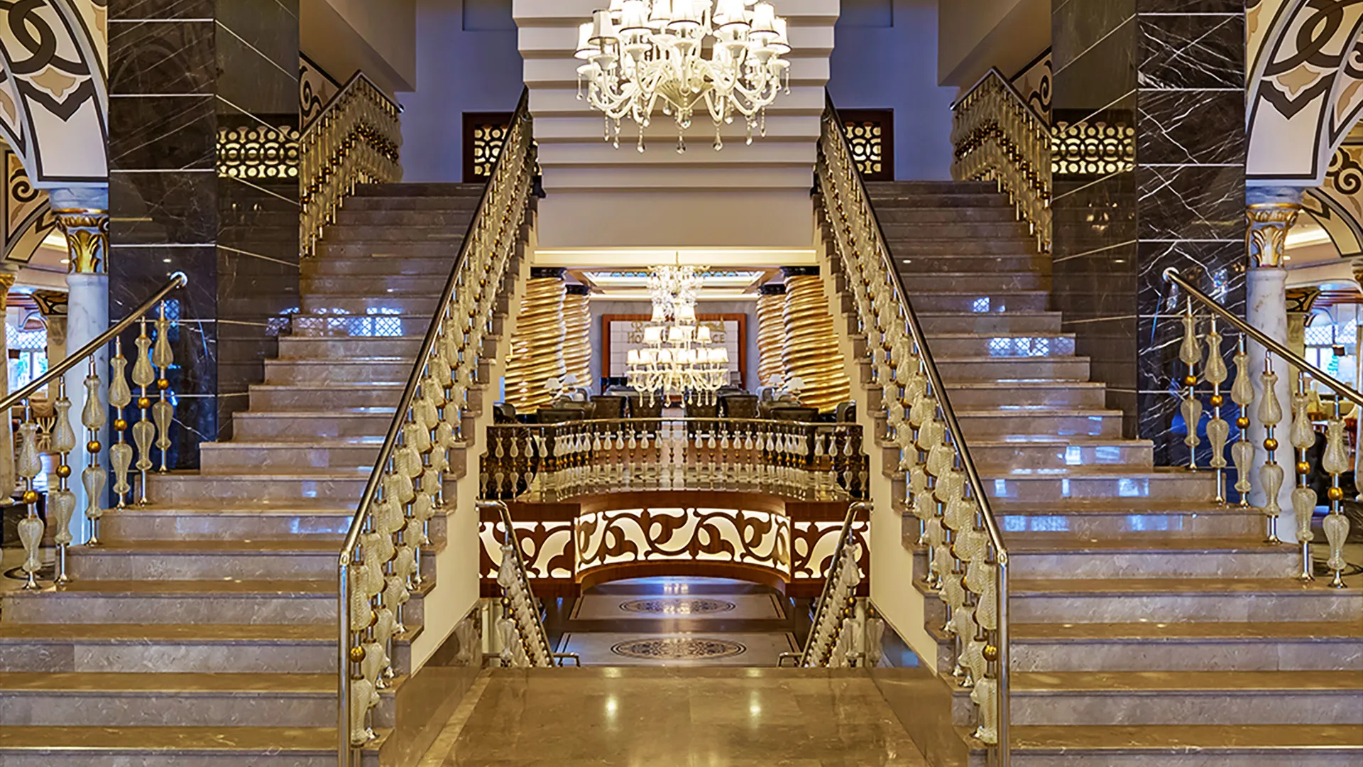 Royal Holiday Palace – 69