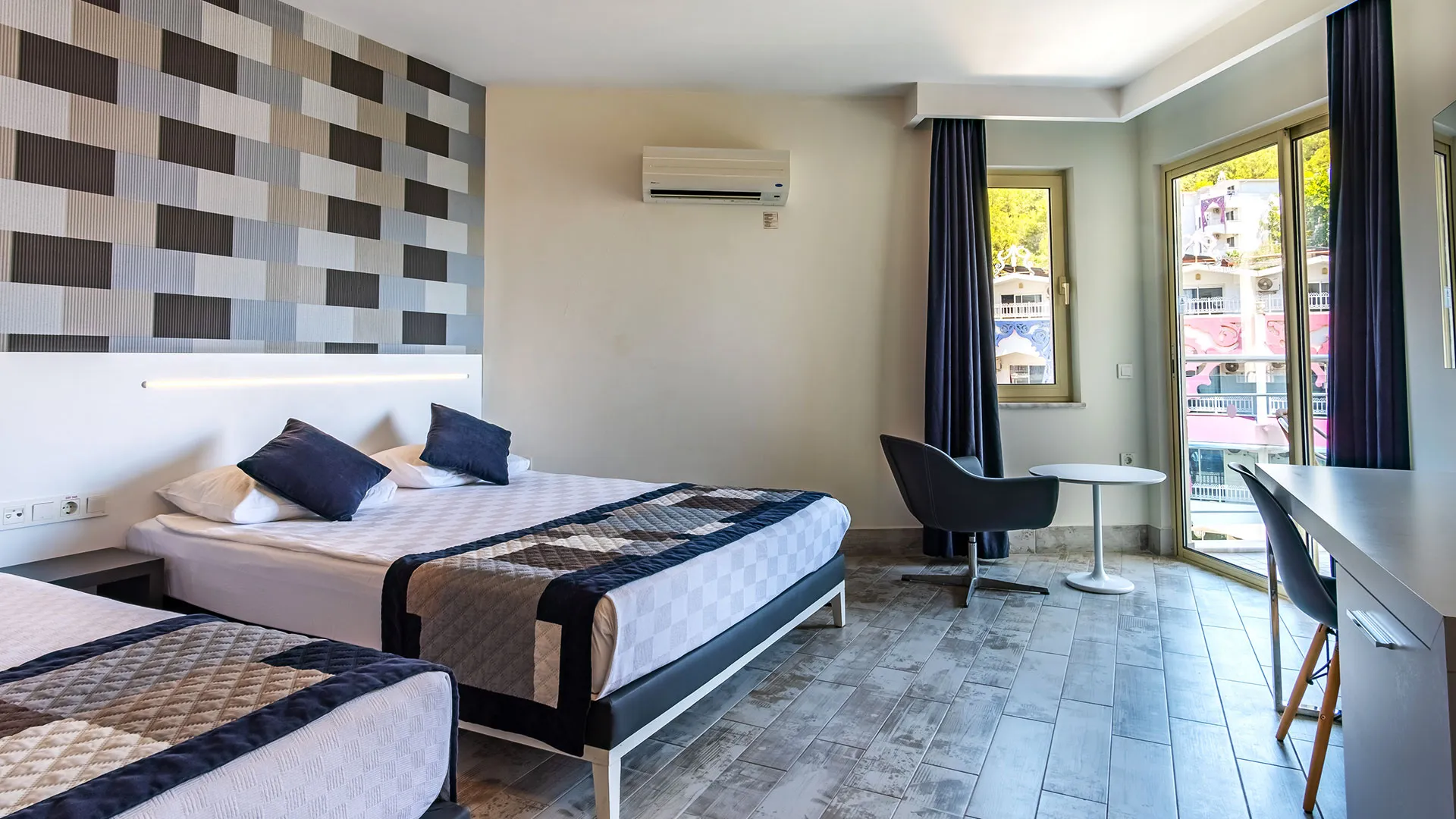 White City Beach Hotel – 74