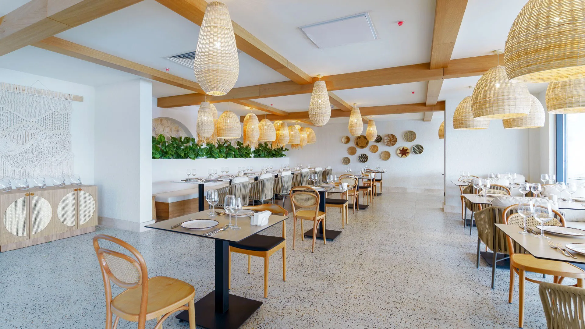 Arcanus Hotels Trendline Side – 12
