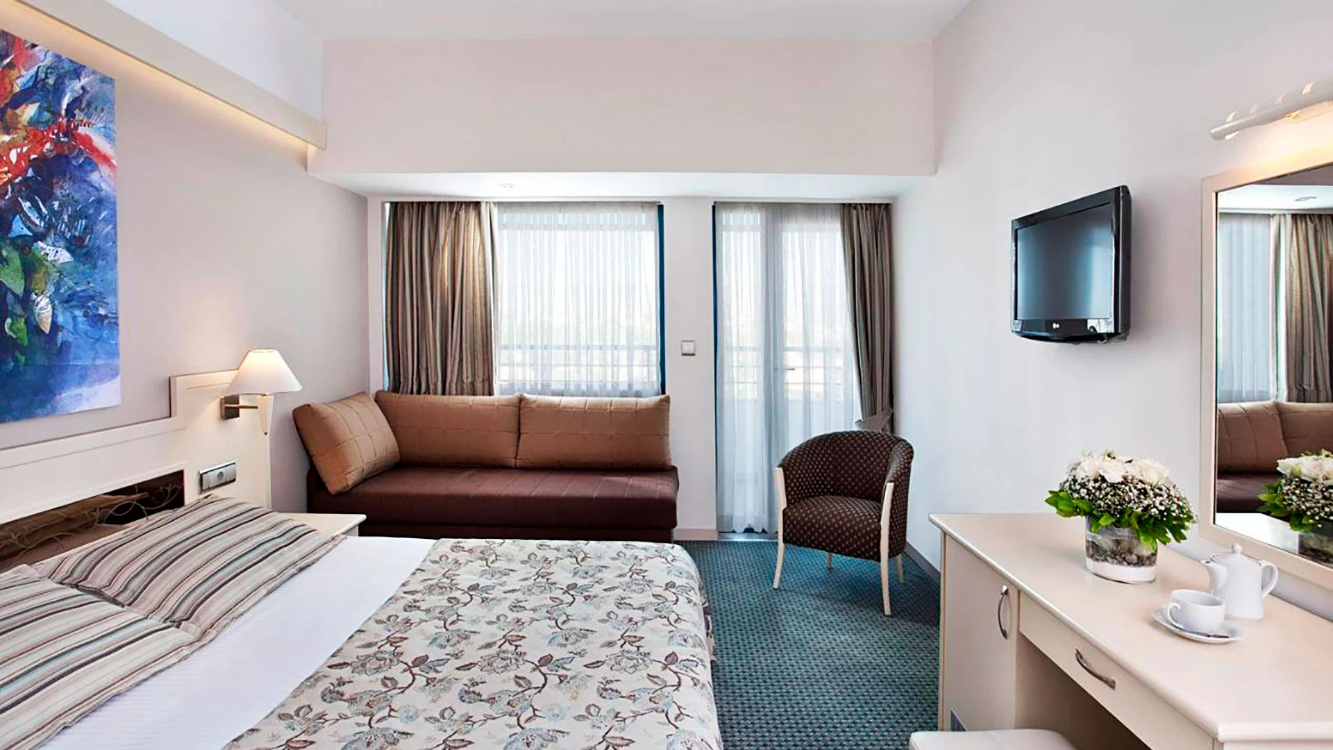 Sunrise Resort Hotel – 12