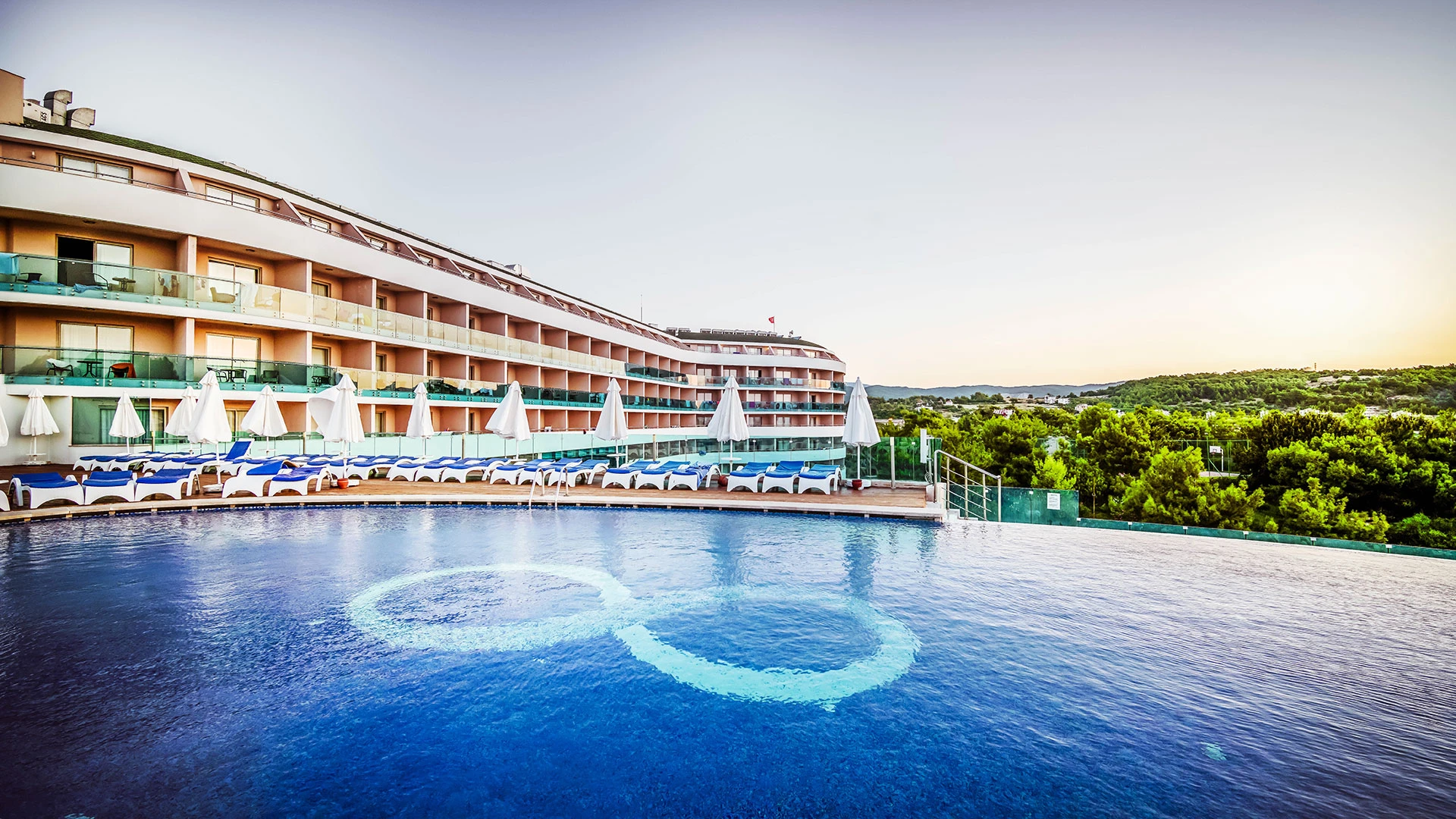 A Good Life Utopia Family Resort – 24
