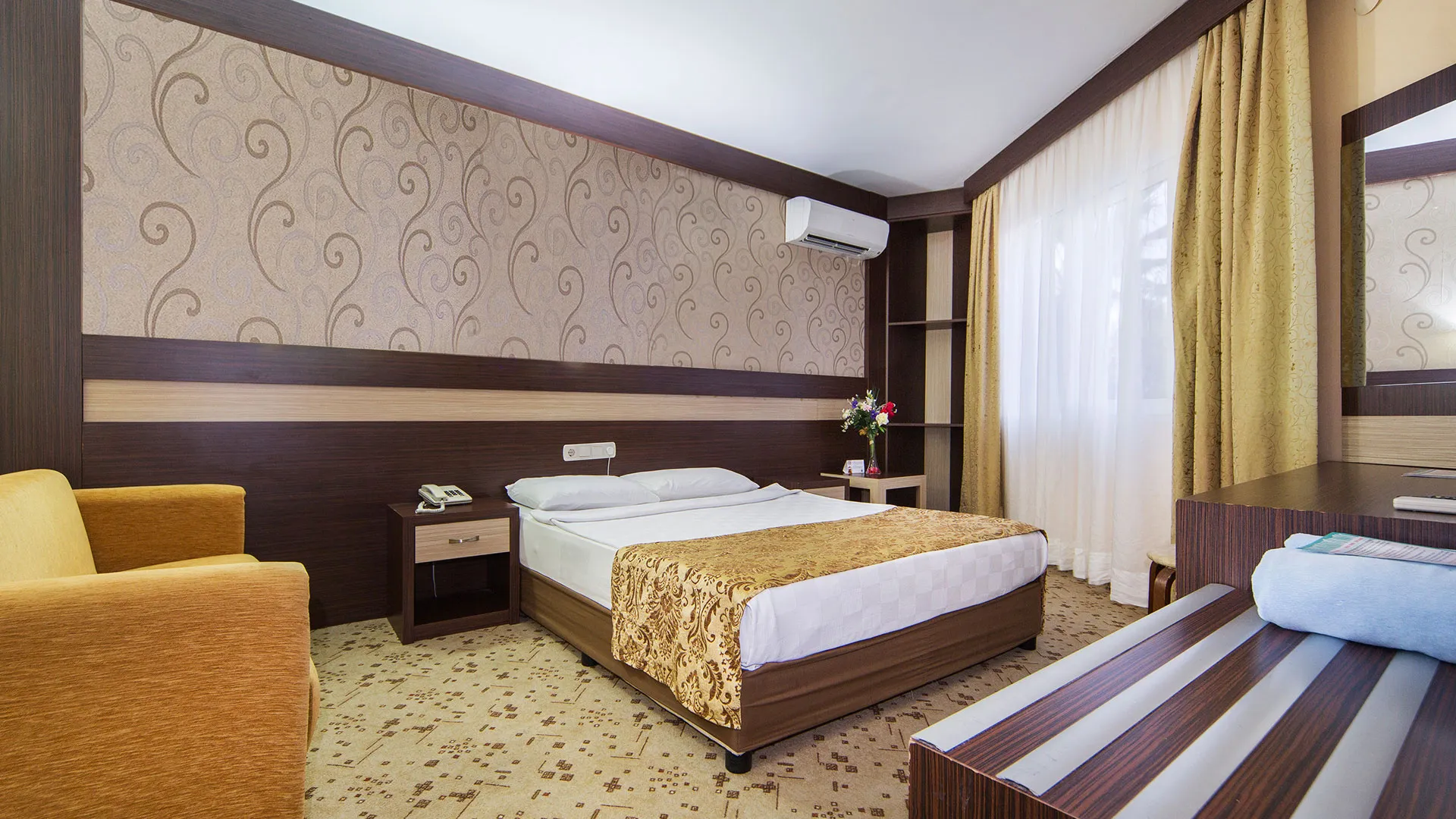 Lonicera World Hotel – 14