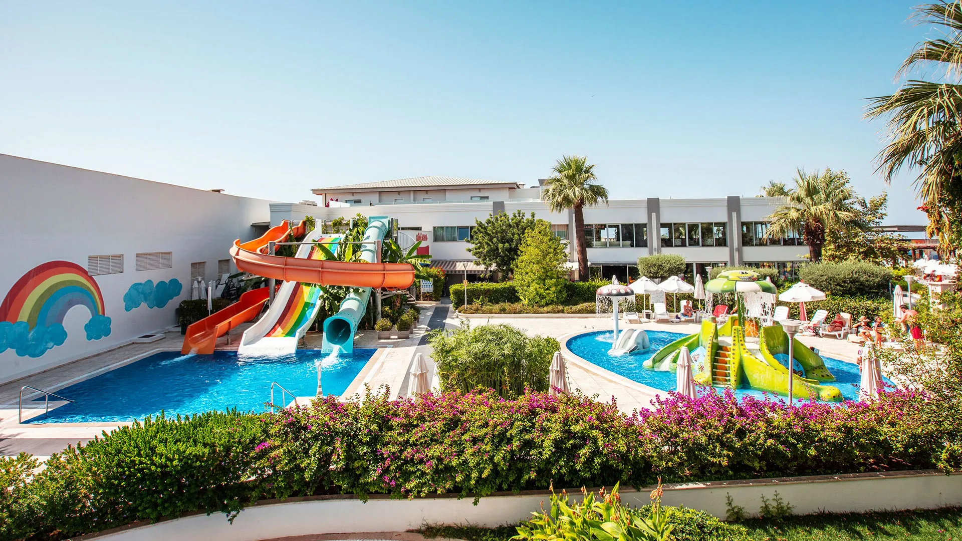 Palm Wings Beach Resort & Spa Kusadasi – 3