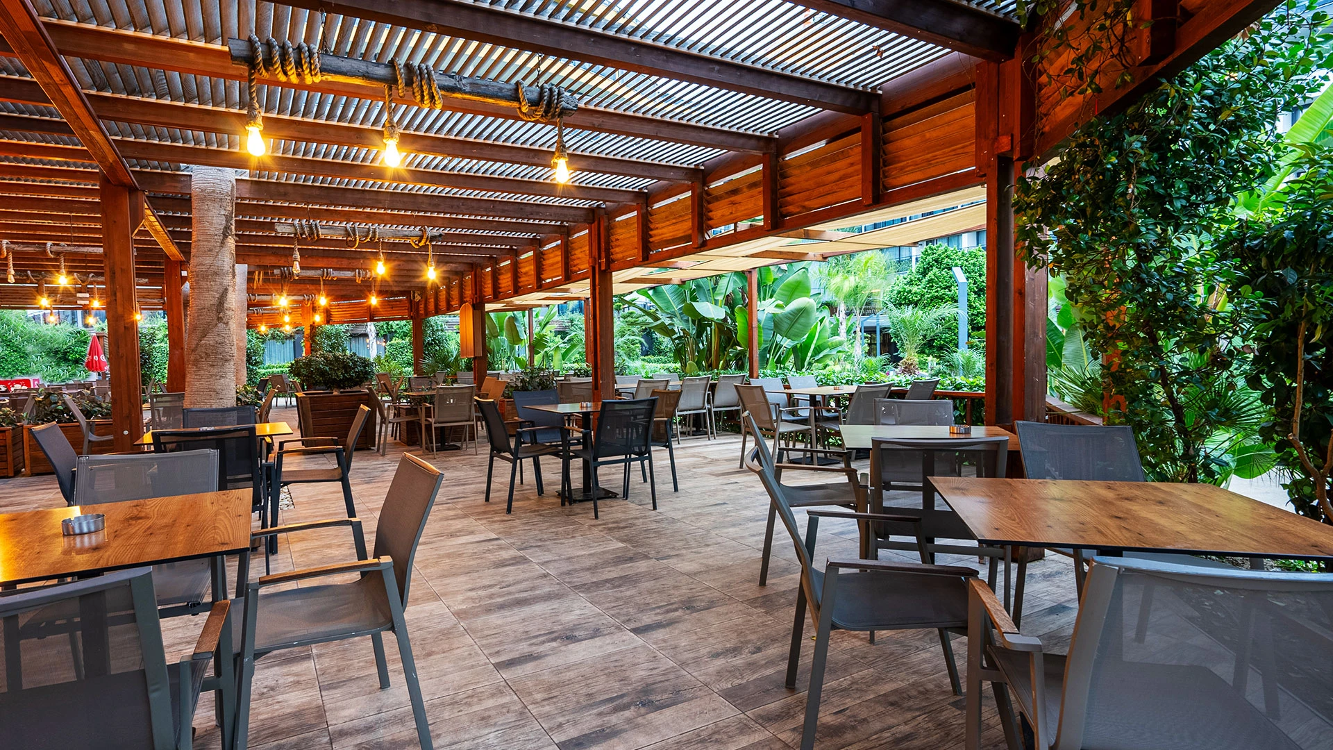Arnor De Luxe Hotel & Spa – 15