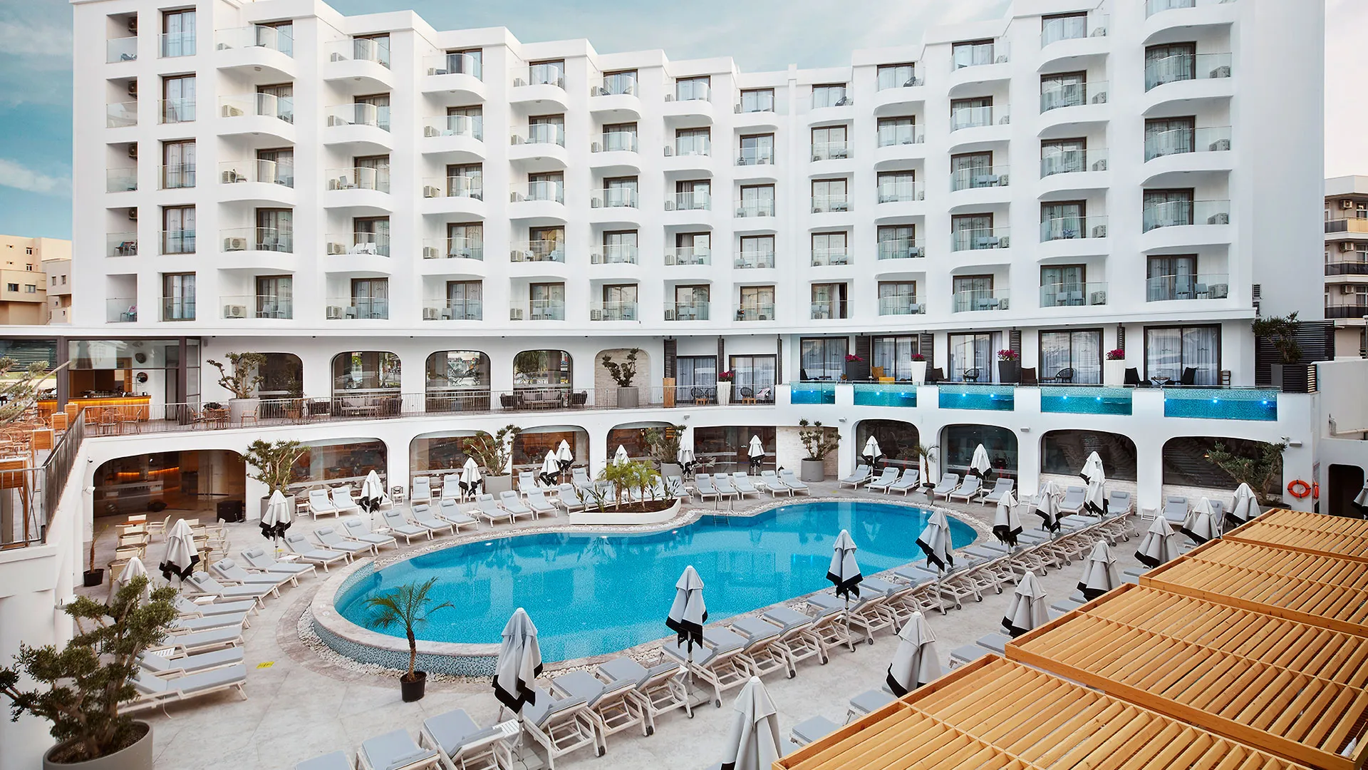 Lalila Blue Suites – 2