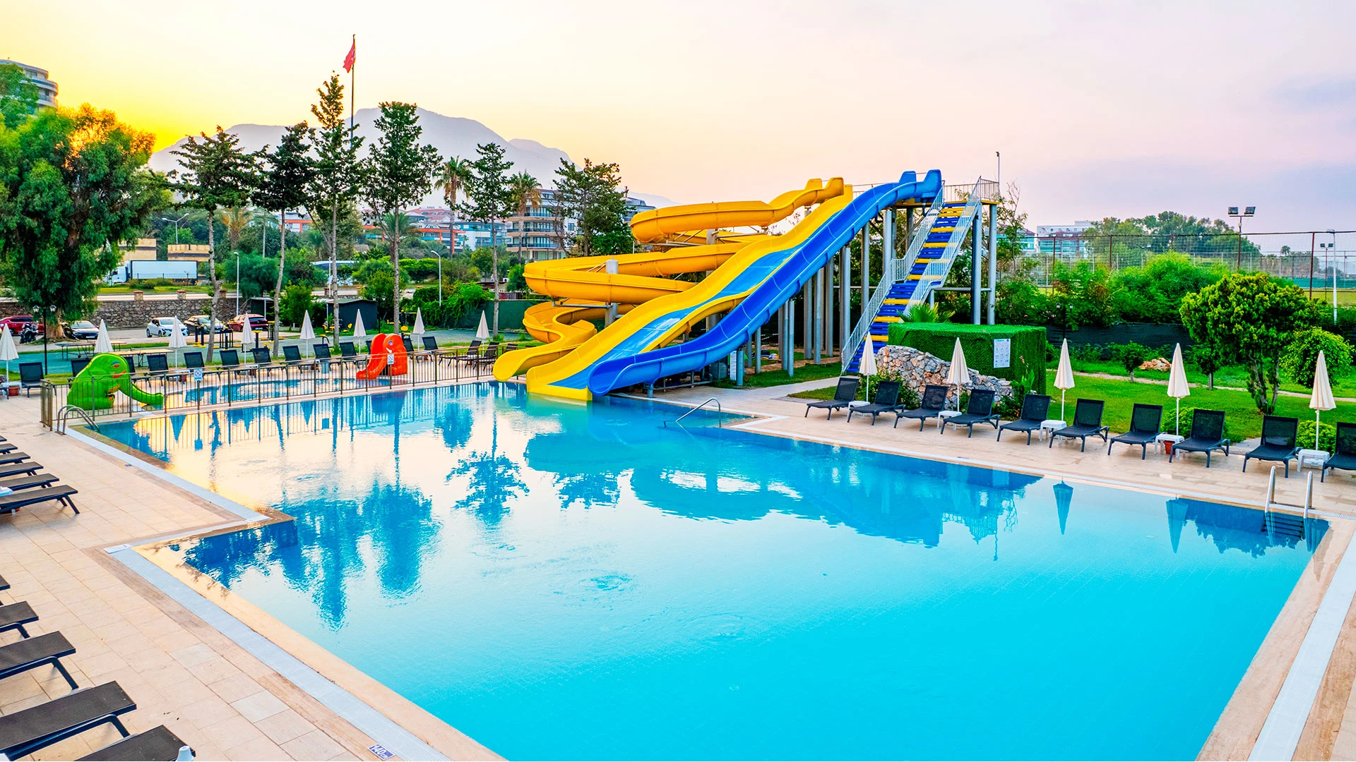 Senza Sunset Beach Hotel – 78