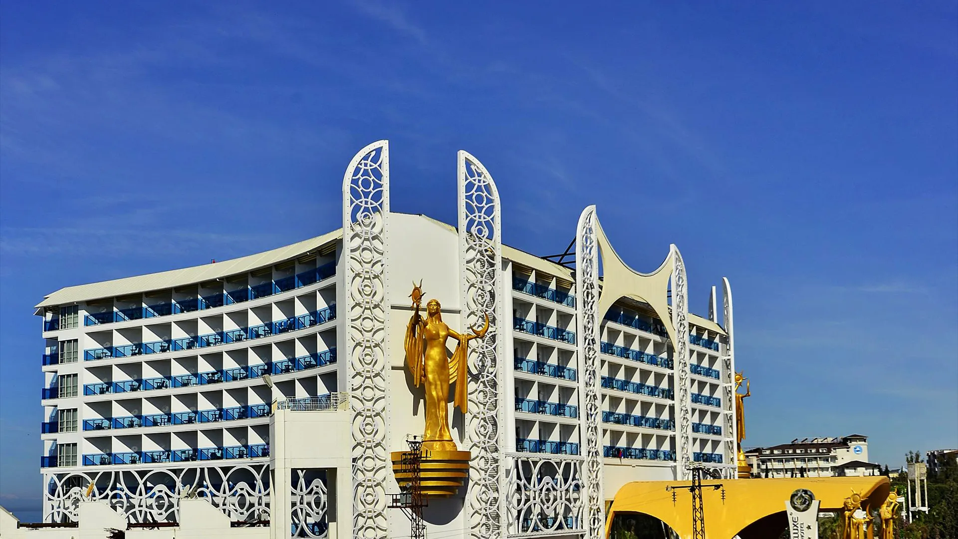 AZURA DELUXE RESORT & SPA HOTEL Почивка в Анталия с чартър от Бургас – 4